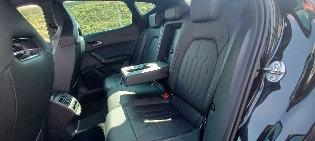 CUPRA FORMENTOR, Plug-in-Hybrid Petrol/Electric, New car, Automatic - 2