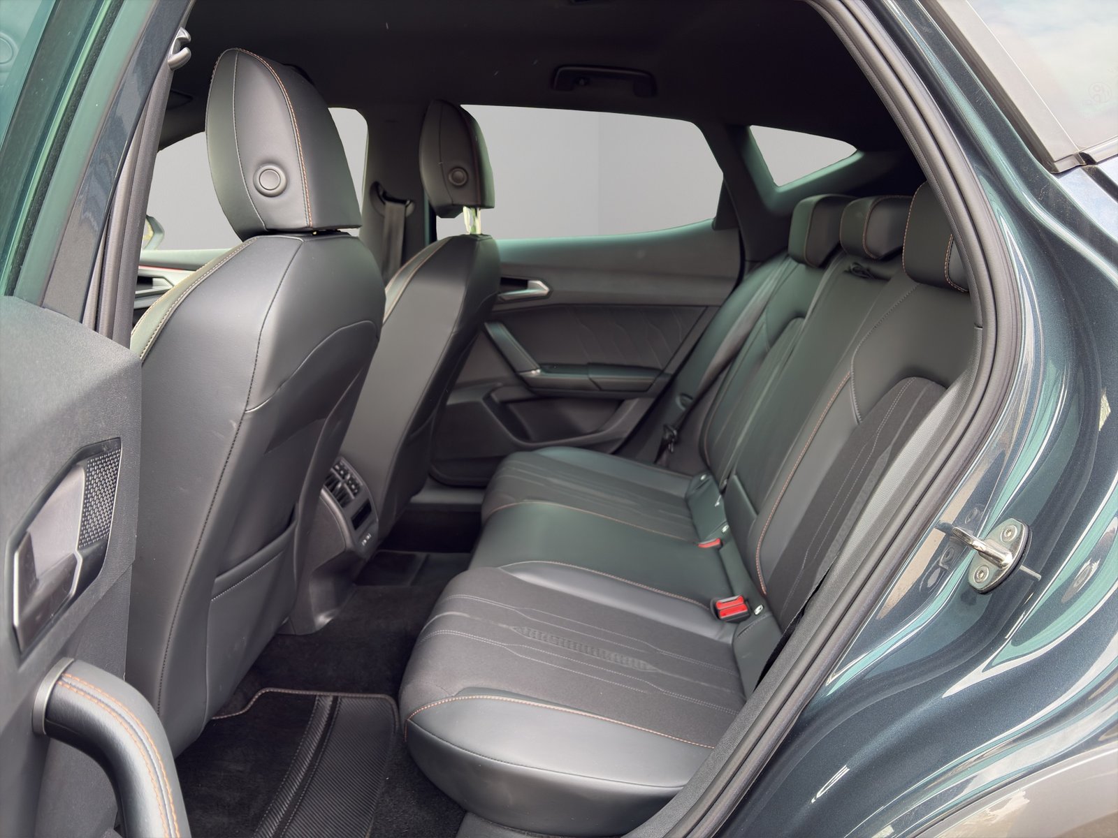 CUPRA Formentor 1.4 e-HYBRID pHEV Allalin DSG, Plug-in-Hybrid Petrol/Electric, Second hand / Used, Automatic - 6