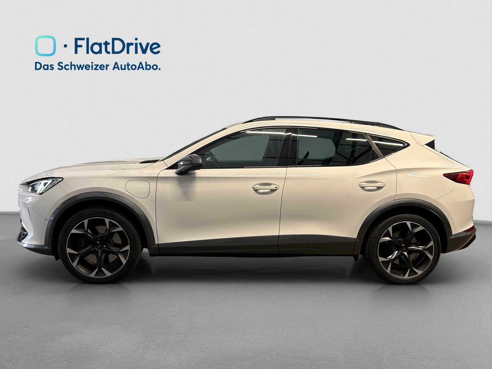CUPRA Formentor 1.4 e-HYBRID pHEV VZ DSG - AHK - 360 Kamera, Plug-in-Hybrid Petrol/Electric, Second hand / Used, Automatic - 2