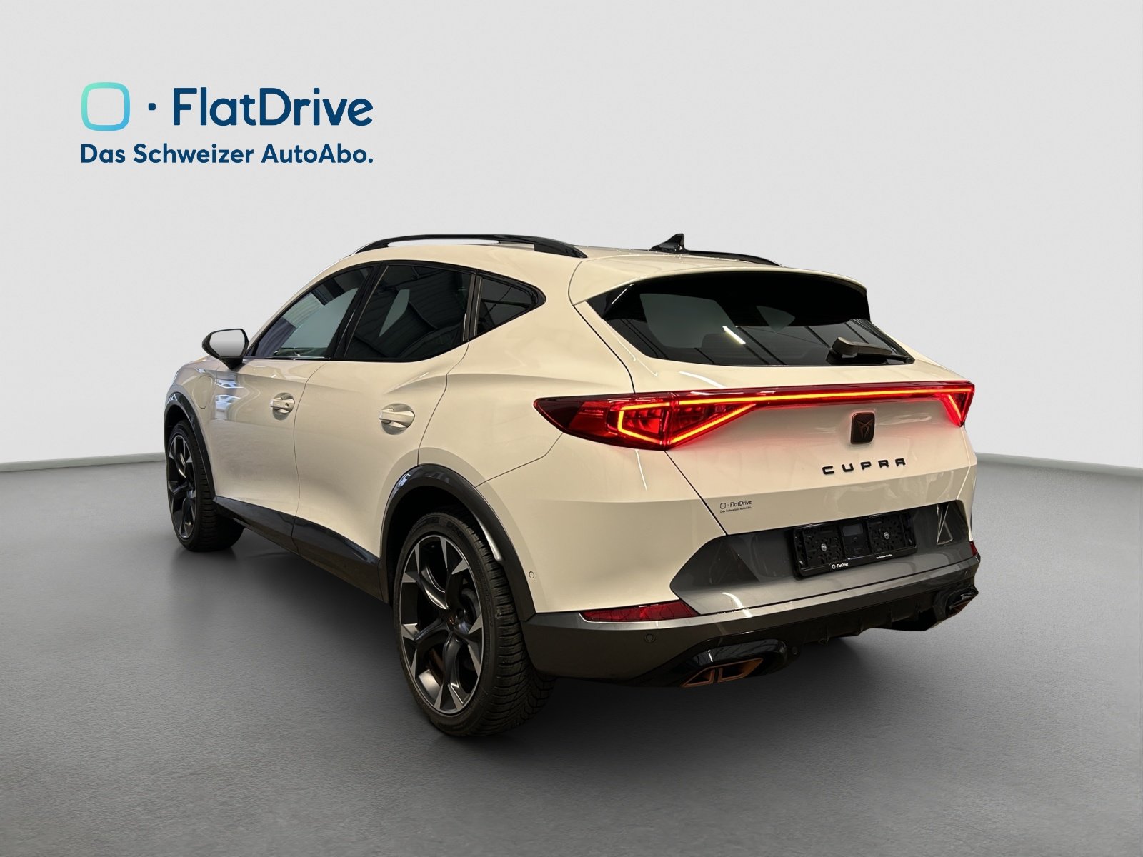 CUPRA Formentor 1.4 e-HYBRID pHEV VZ DSG - AHK - 360 Kamera, Plug-in-Hybrid Petrol/Electric, Second hand / Used, Automatic - 3