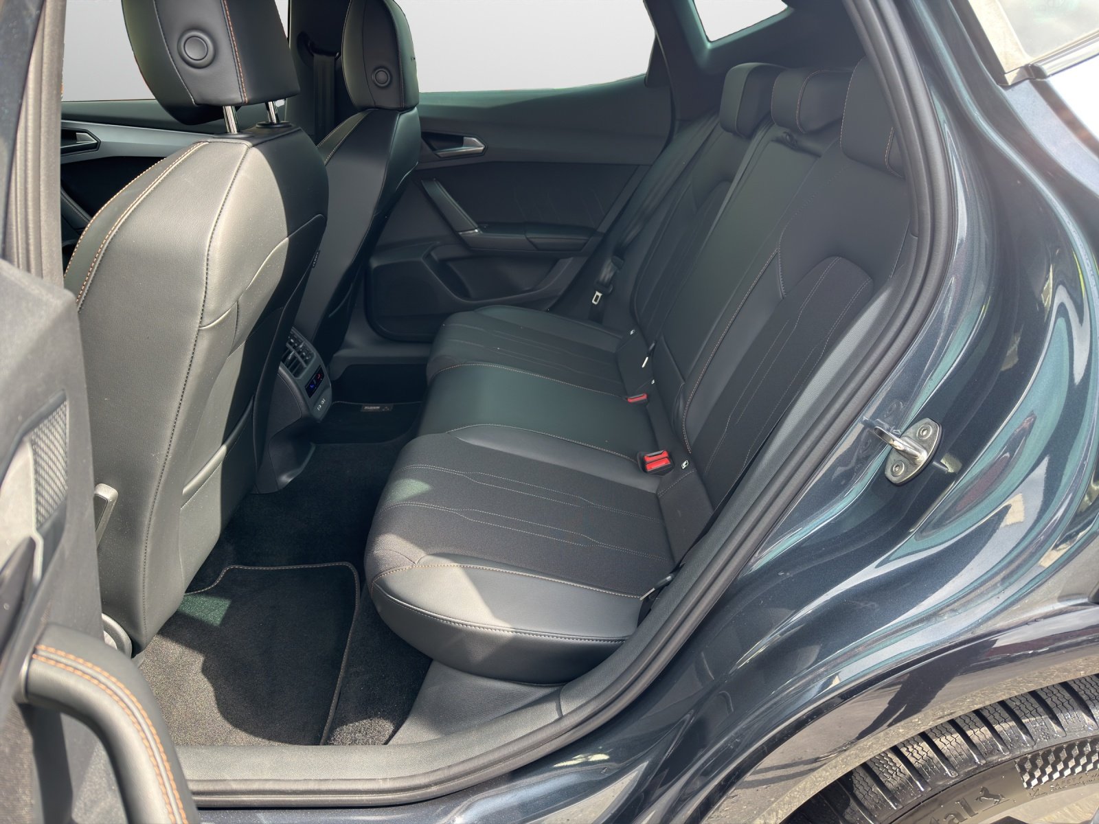 CUPRA Formentor 1.5 eTSI DSG, Hybride Léger Essence/Électricité, Occasion / Utilisé, Automatique - 6