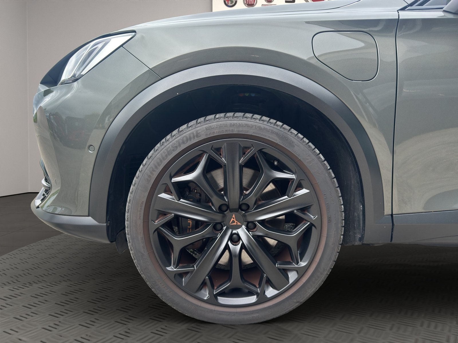 CUPRA Formentor 1.4 e-HYBRID pHEV Tribe Edition DSG, Plug-in-Hybrid Petrol/Electric, Second hand / Used, Automatic - 6