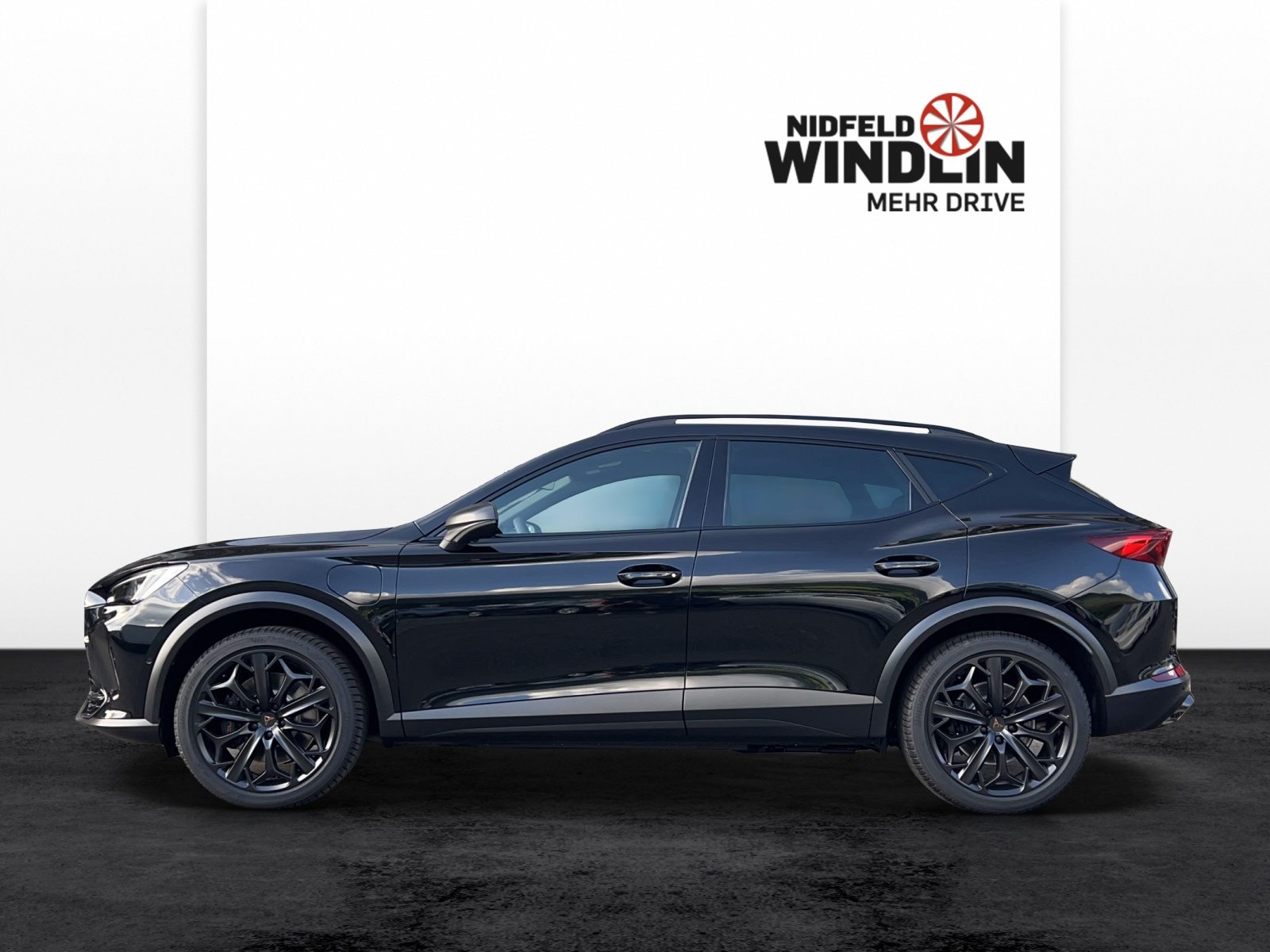 CUPRA FORMENTOR VZ 1.4e-HYBRID TRIBE EDITION (netto), Full-Hybrid Petrol/Electric, Second hand / Used, Automatic - 2