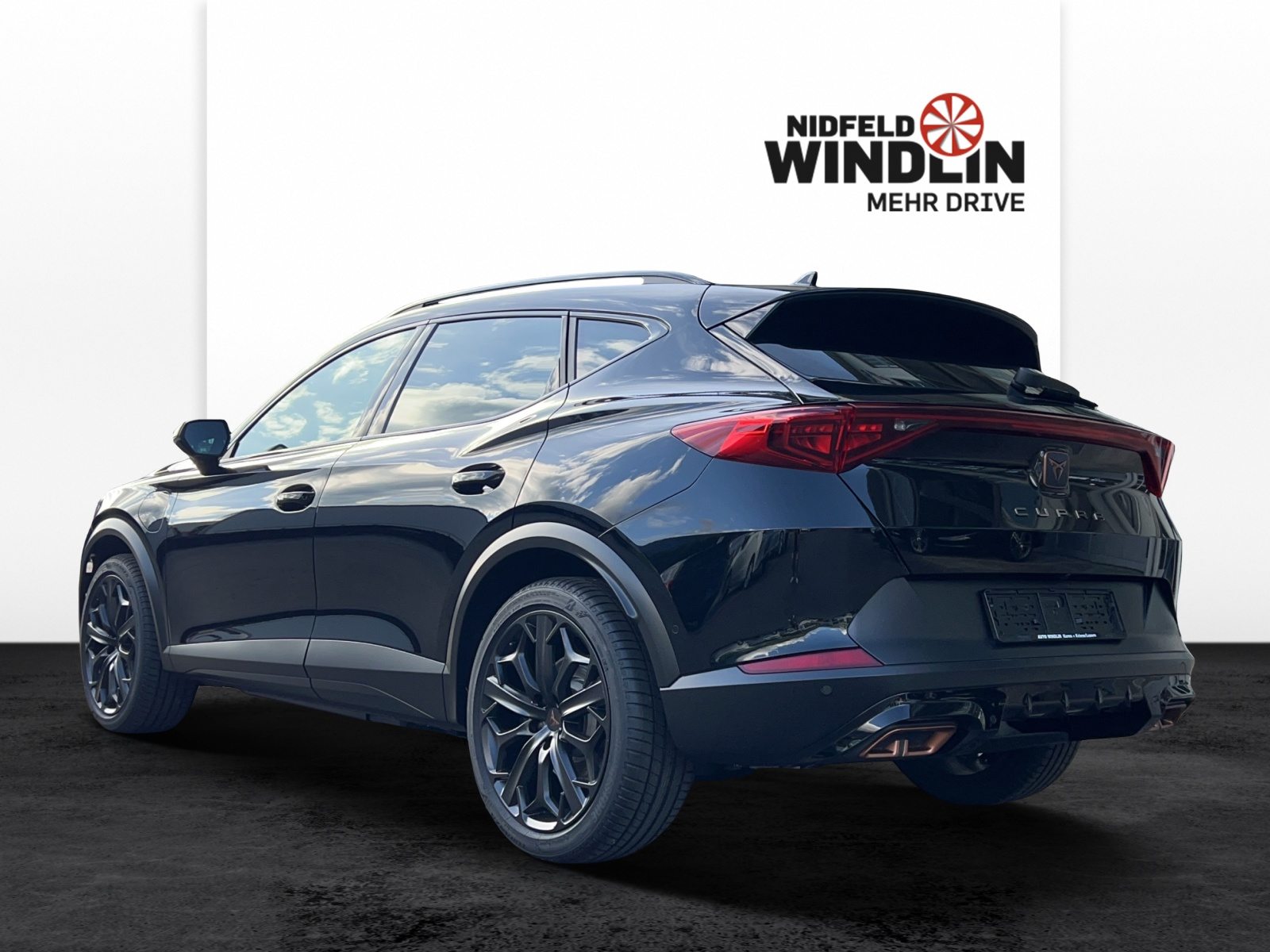 CUPRA FORMENTOR VZ 1.4e-HYBRID TRIBE EDITION (netto), Full-Hybrid Petrol/Electric, Second hand / Used, Automatic - 4