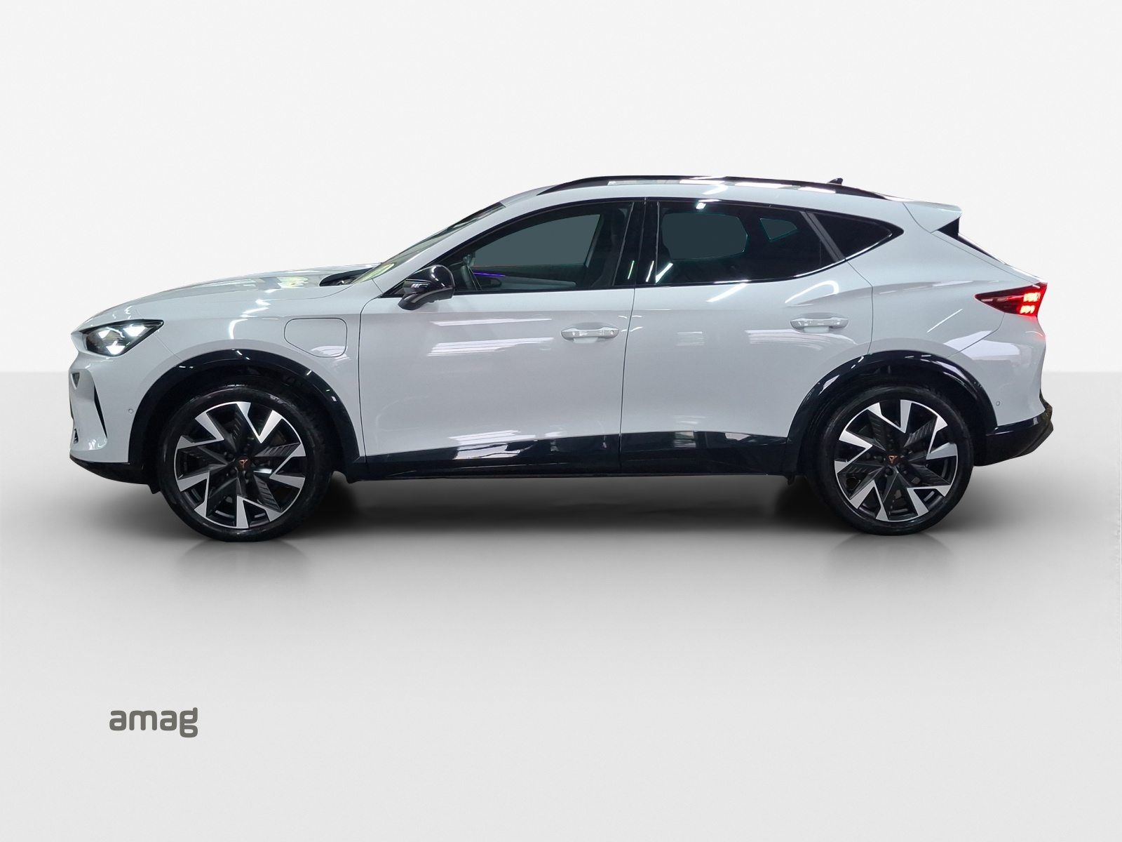 CUPRA FORMENTOR e-HYBRID, Voll-Hybrid Benzin/Elektro, Occasion / Gebraucht, Automatik - 2