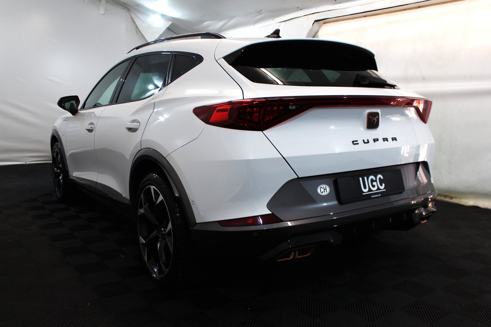 CUPRA Formentor 1.4 eHybrid VZ DSG, Plug-in-Hybrid Petrol/Electric, Second hand / Used, Automatic - 4