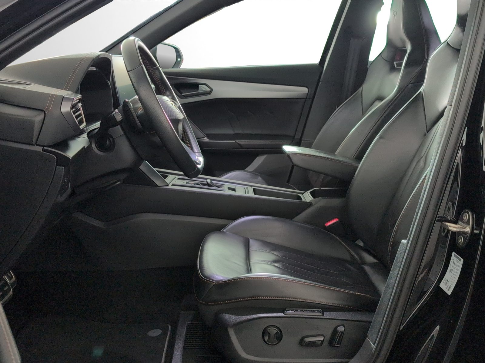 CUPRA FORMENTOR VZ5 4DRIVE, Essence, Occasion / Utilisé, Automatique - 6