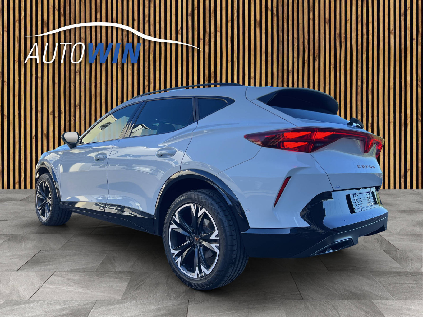 CUPRA Formentor 1.5 eTSI DSG, Mild-Hybrid Benzin/Elektro, Occasion / Gebraucht, Automatik - 4