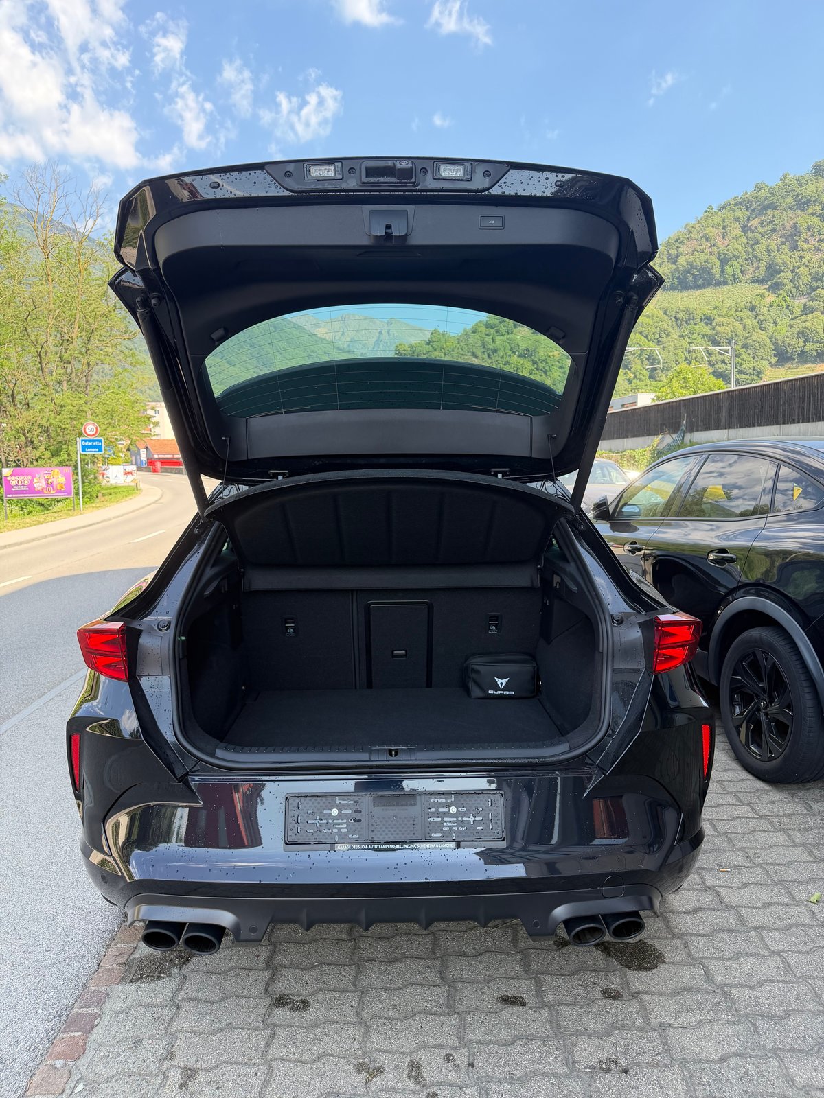 CUPRA Formentor 2.0TSI VZ 4Drive DSG, Benzin, Occasion / Gebraucht, Automatik - 7