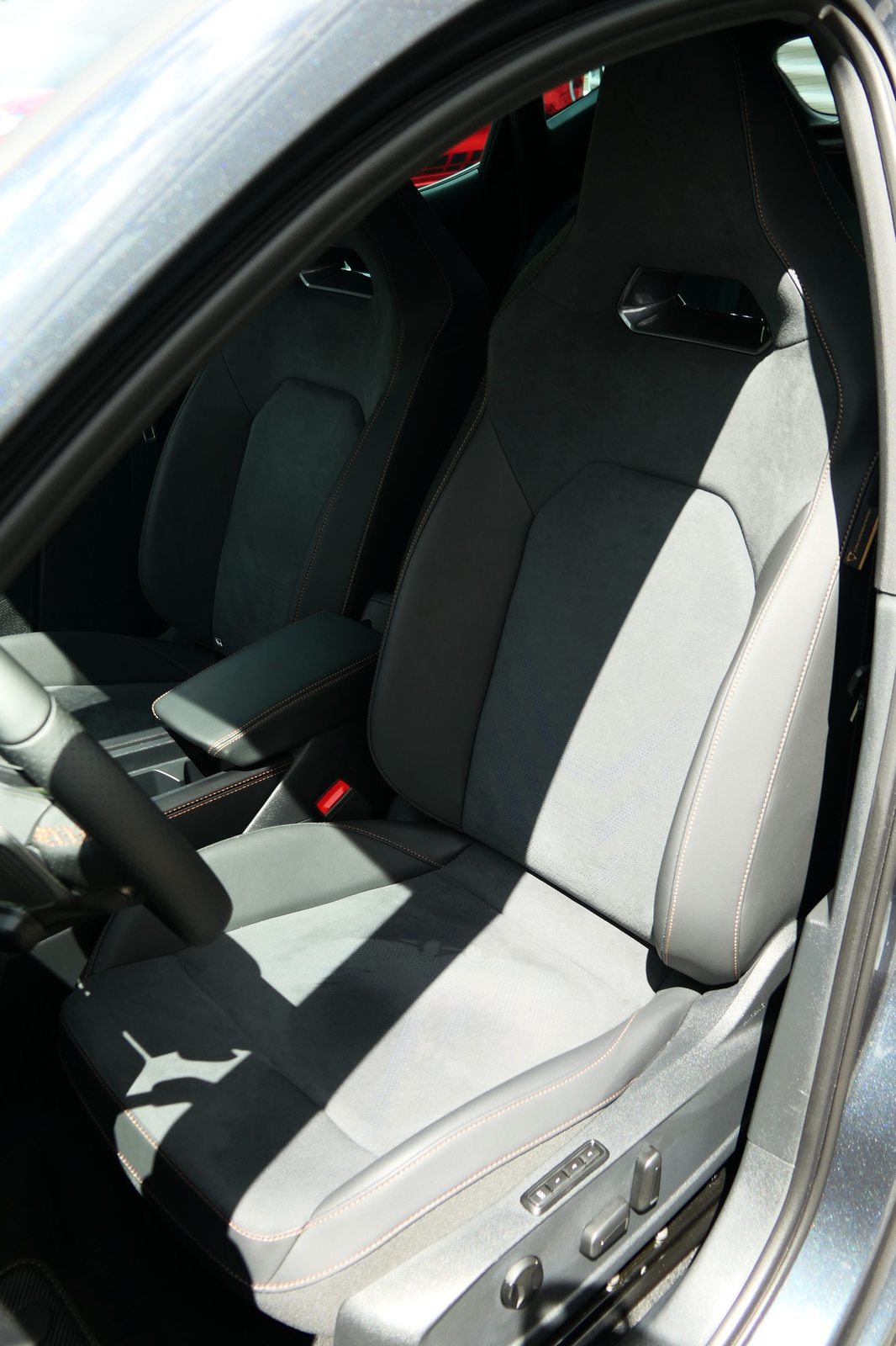 CUPRA FORMENTOR 4DRIVE, Essence, Occasion / Utilisé, Automatique - 6