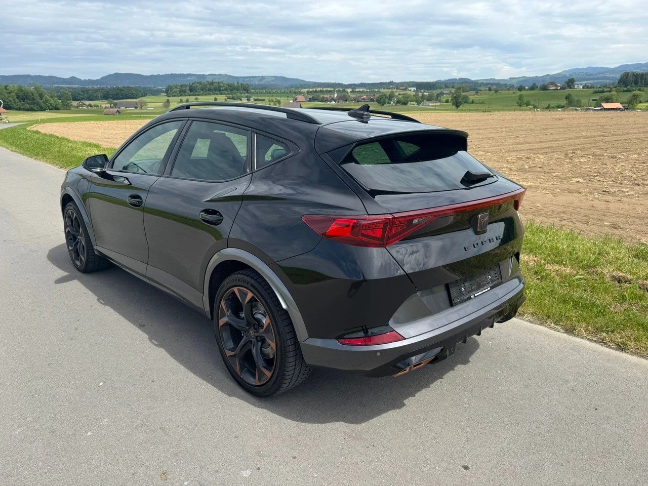 CUPRA Formentor 1.4 e-HYBRID pHEV VZ DSG, Plug-in-Hybrid Benzin/Elektro, Occasion / Gebraucht, Automatik - 3