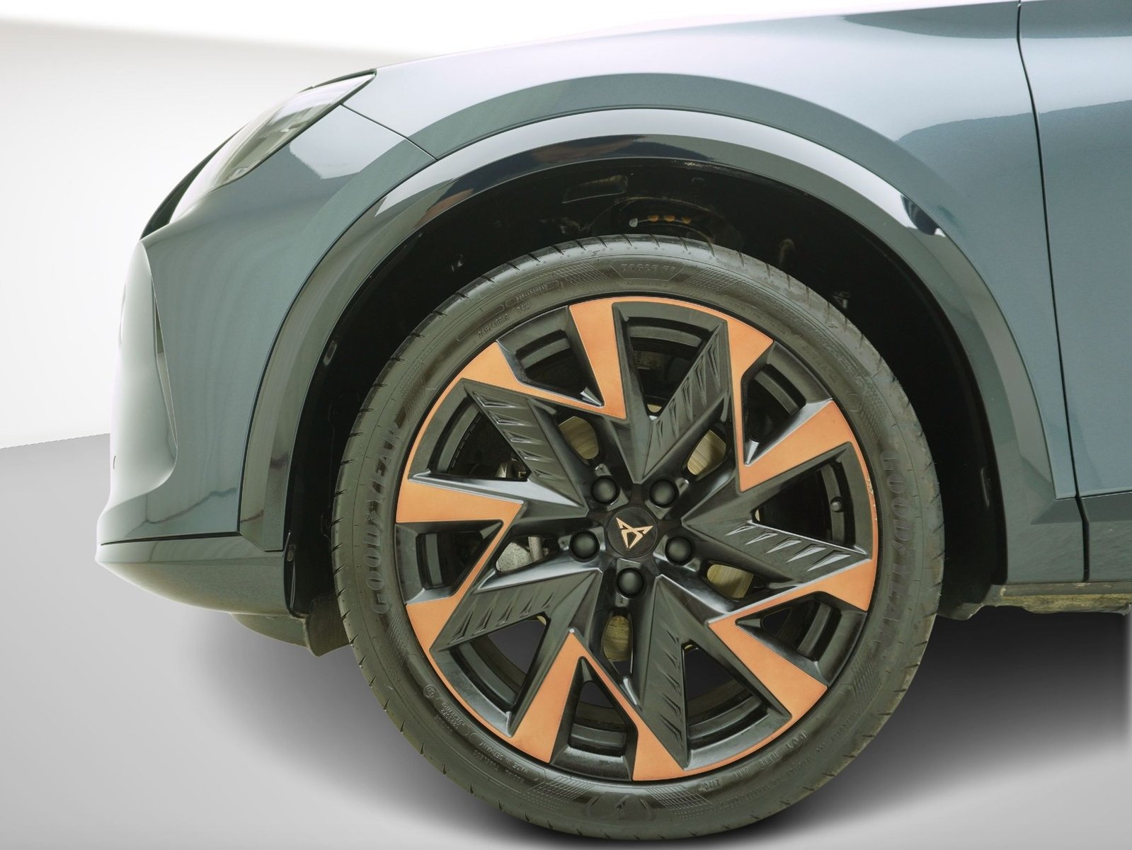 CUPRA Formentor 1.5 eTSI DSG **Werksgarantie bis 07/20, Hybride Leggero Benzina/Elettrica, Occasioni / Usate, Automatico - 7
