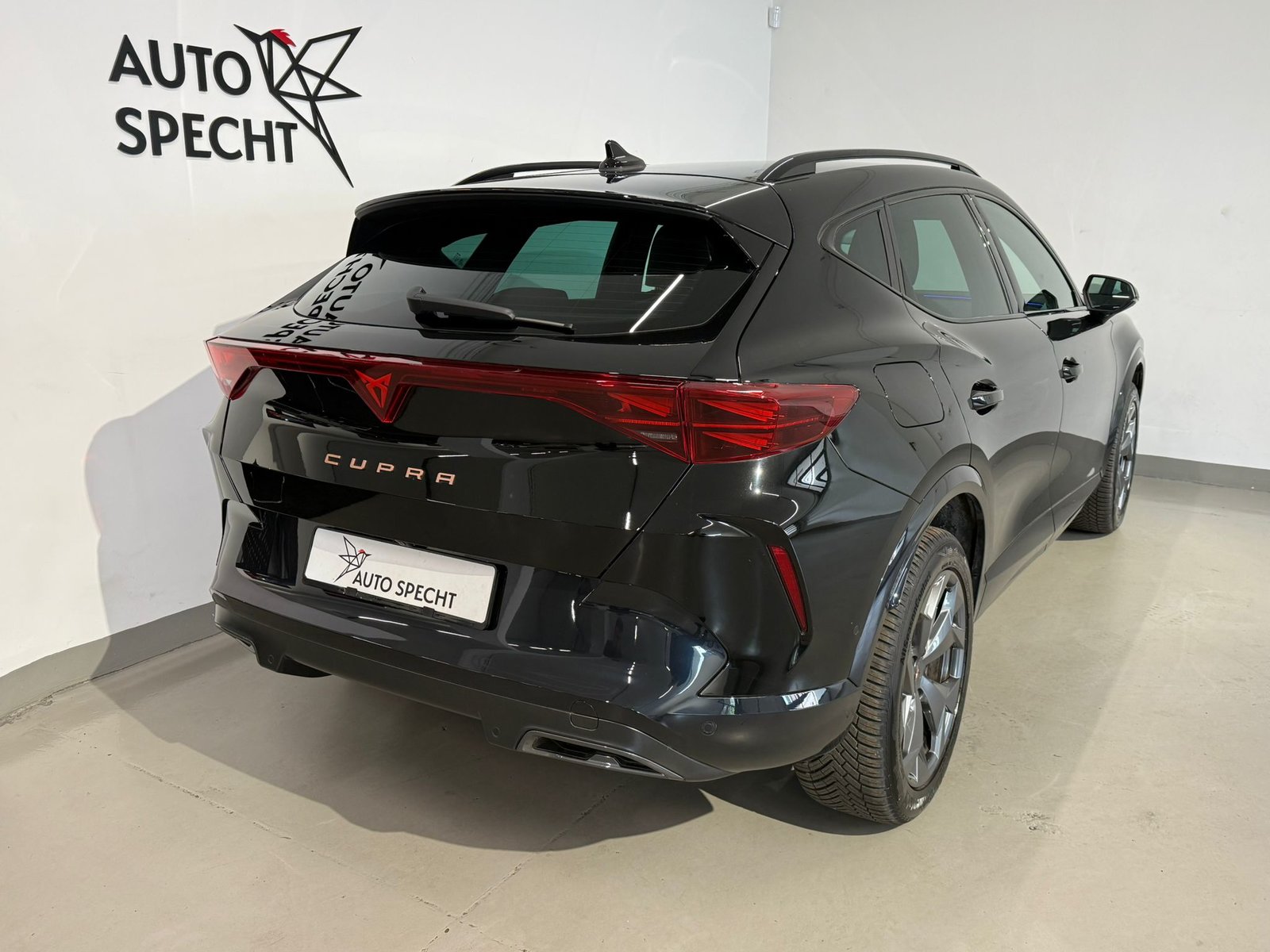 CUPRA Formentor 1.5 TSI DSG, Mild-Hybrid Petrol/Electric, Second hand / Used, Automatic - 4