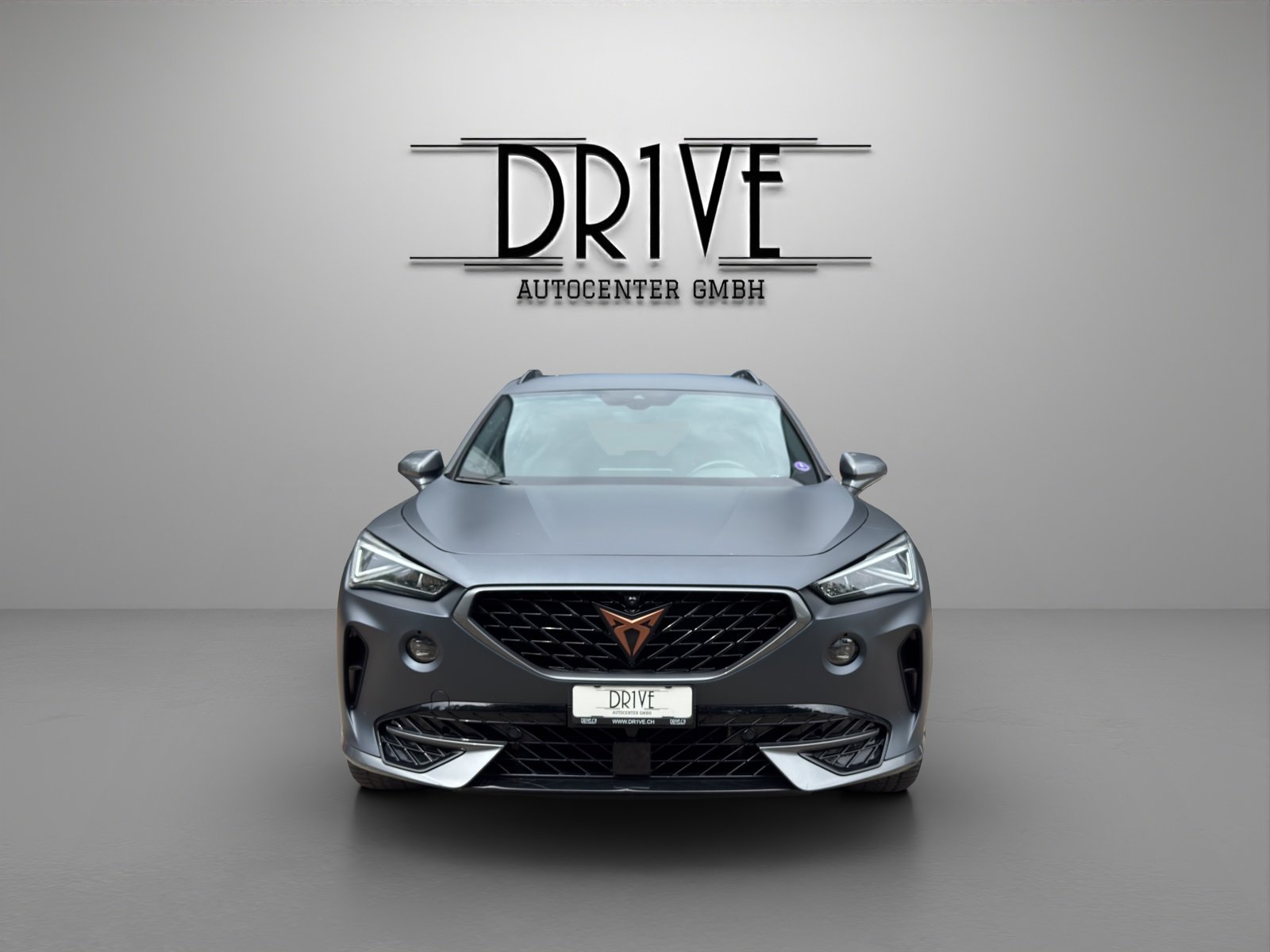 CUPRA Formentor 1.4 e-HYBRID pHEV DSG, Plug-in-Hybrid Petrol/Electric, Second hand / Used, Automatic - 2