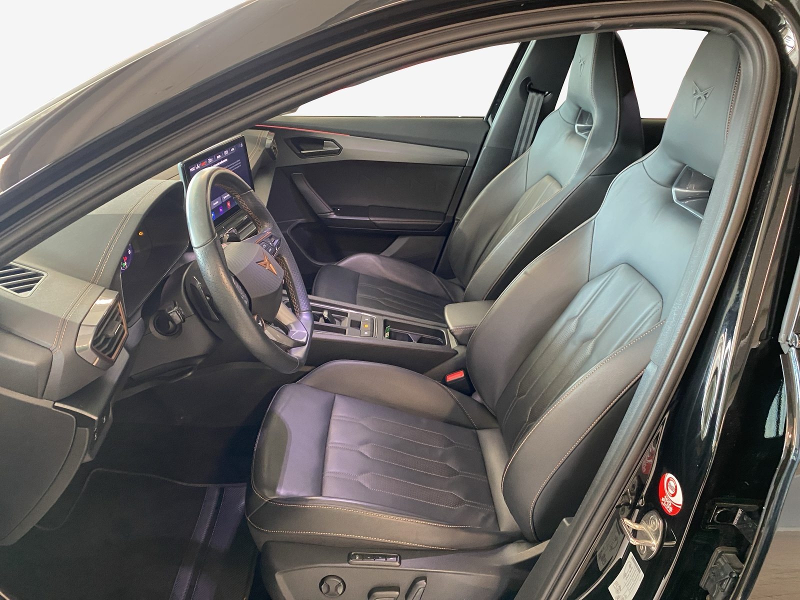 CUPRA FORMENTOR e-HYBRID, Hybride Intégral Essence/Électricité, Occasion / Utilisé, Automatique - 6