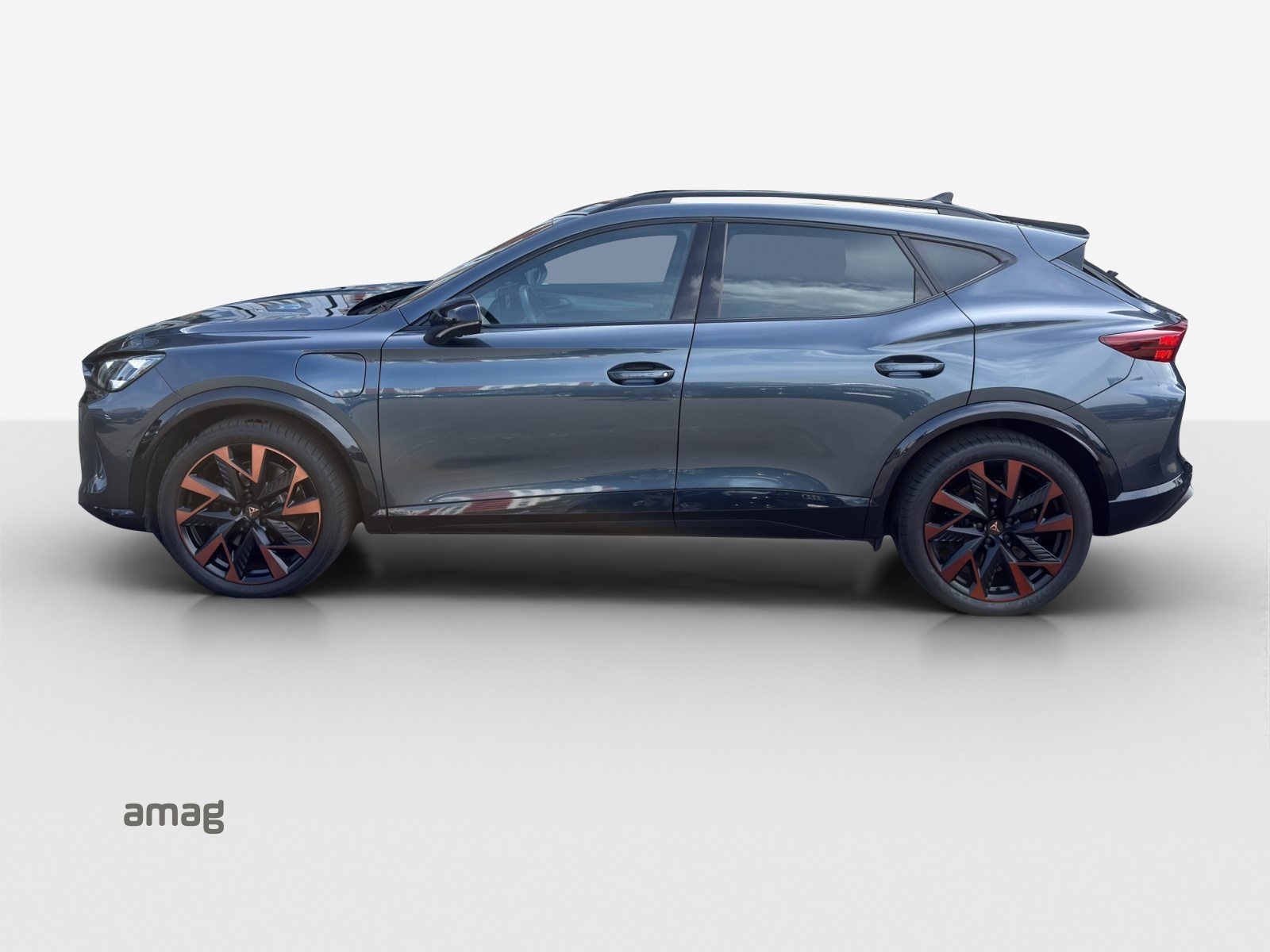 CUPRA FORMENTOR e-HYBRID, Full-Hybrid Petrol/Electric, Second hand / Used, Automatic - 2