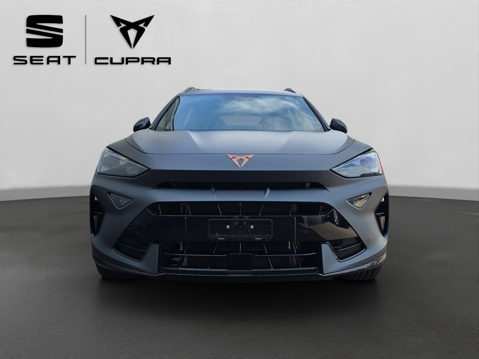 CUPRA Formentor 1.5 e-HYBRID pHEV Extreme DSG, Plug-in-Hybrid Petrol/Electric, Second hand / Used, Automatic - 2