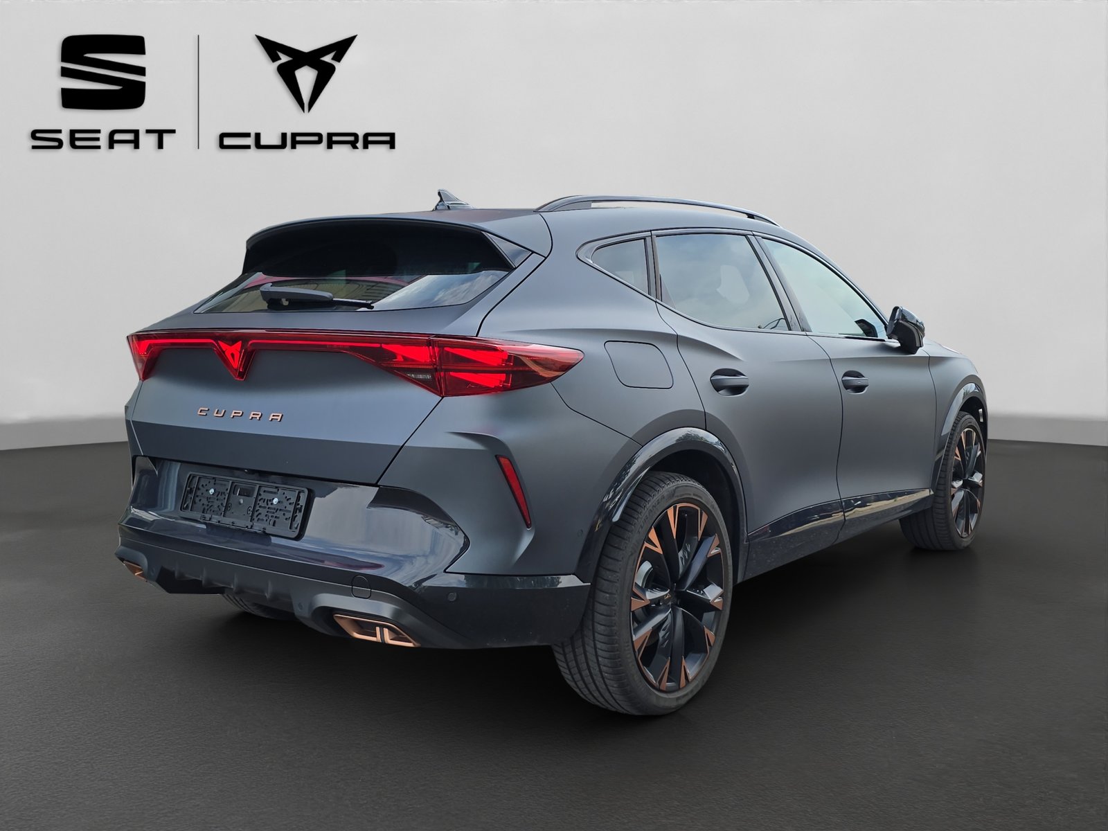 CUPRA Formentor 1.5 e-HYBRID pHEV Extreme DSG, Plug-in-Hybrid Petrol/Electric, Second hand / Used, Automatic - 6