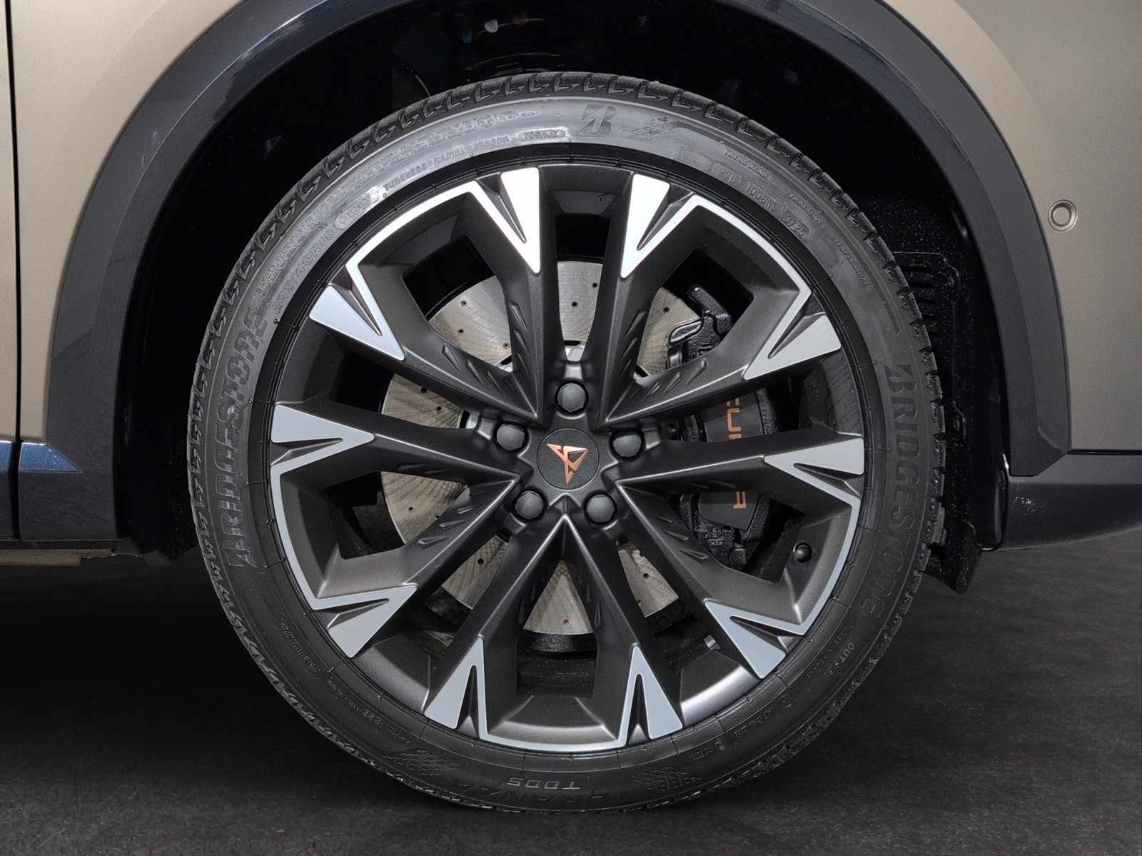 CUPRA FORMENTOR VZ 4DRIVE, Benzin, Occasion / Gebraucht, Automatik - 5