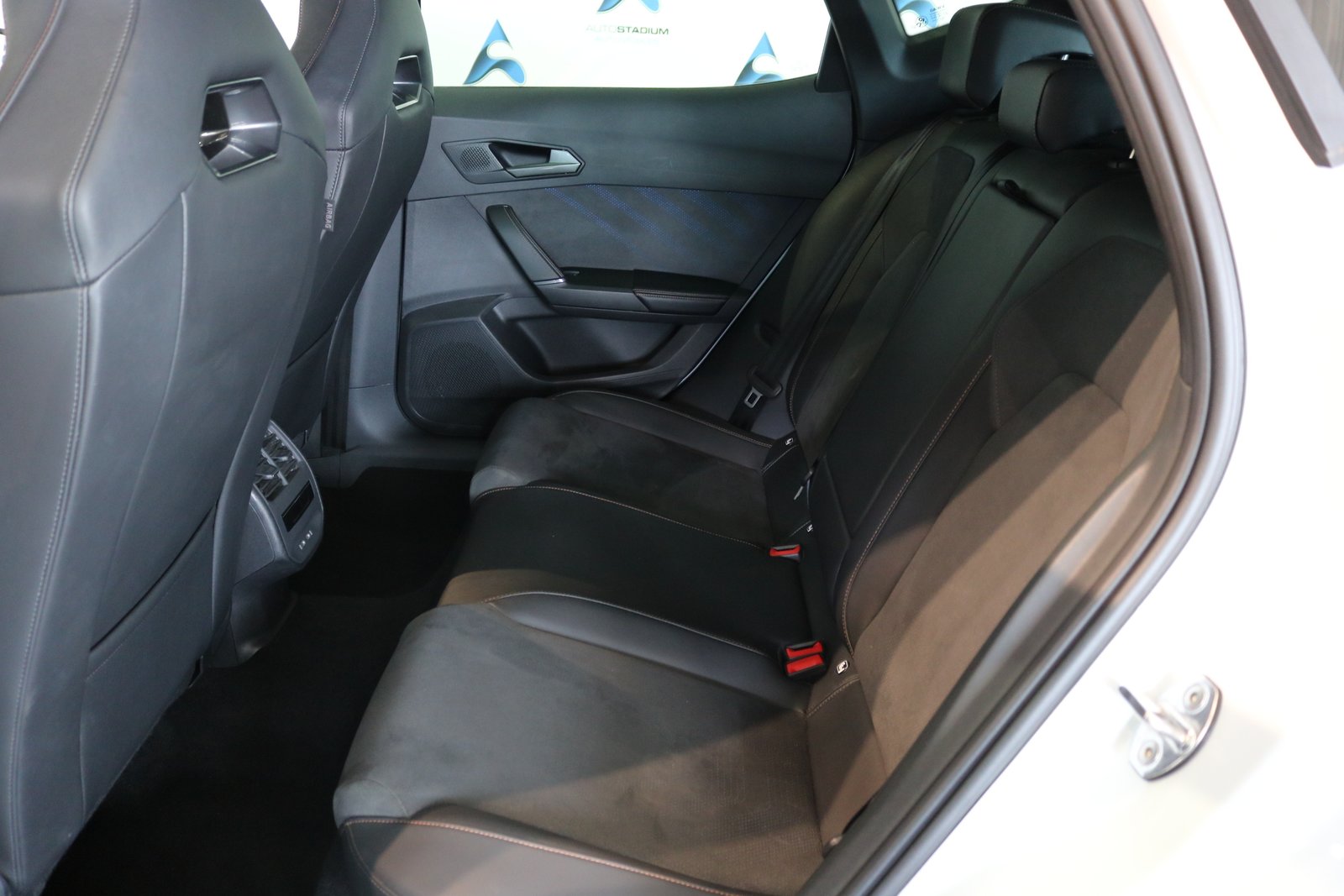 CUPRA Formentor 1.5 TSI DSG, Hybride Léger Essence/Électricité, Occasion / Utilisé, Automatique - 5