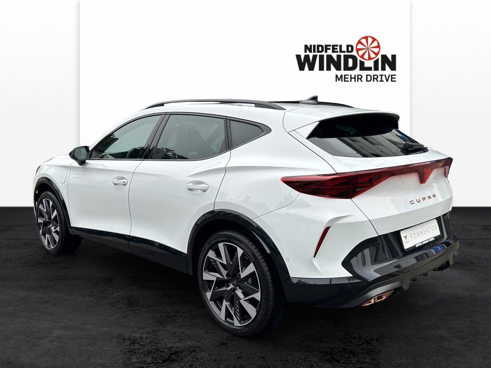 CUPRA FORMENTOR e-HYBRID, Full-Hybrid Petrol/Electric, Second hand / Used, Automatic - 3