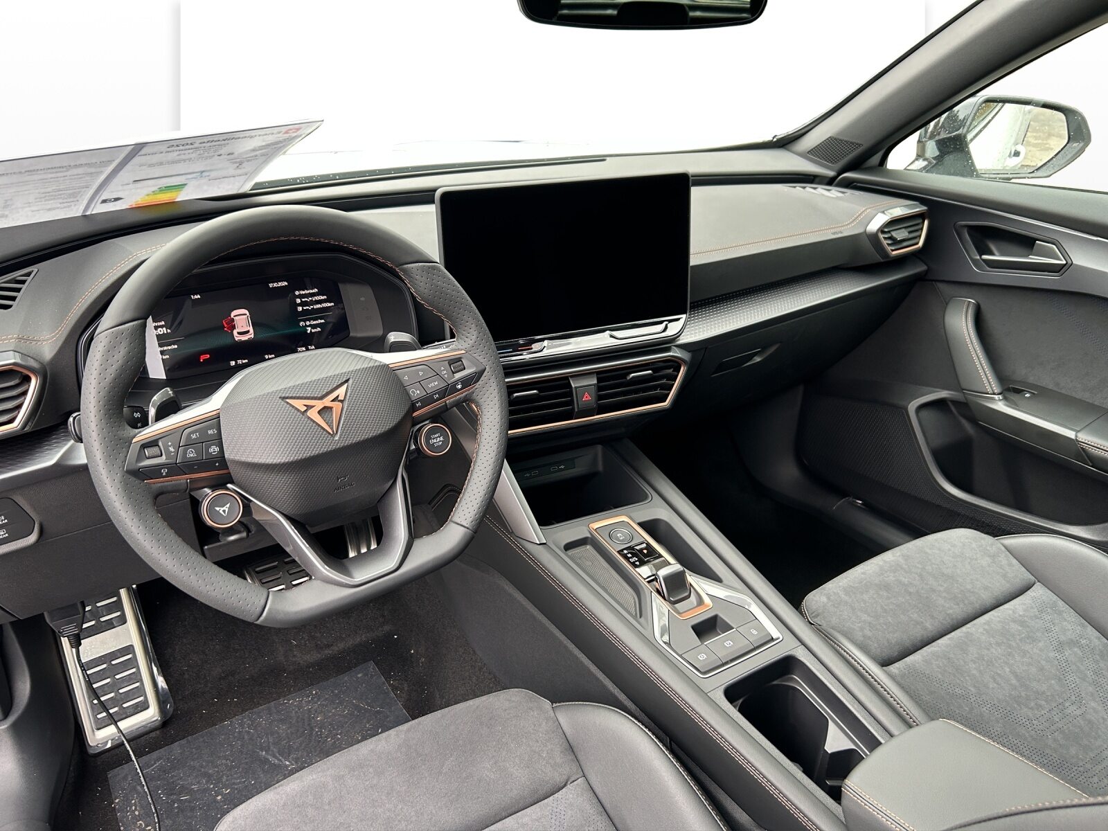 CUPRA FORMENTOR e-HYBRID, Full-Hybrid Petrol/Electric, Second hand / Used, Automatic - 6