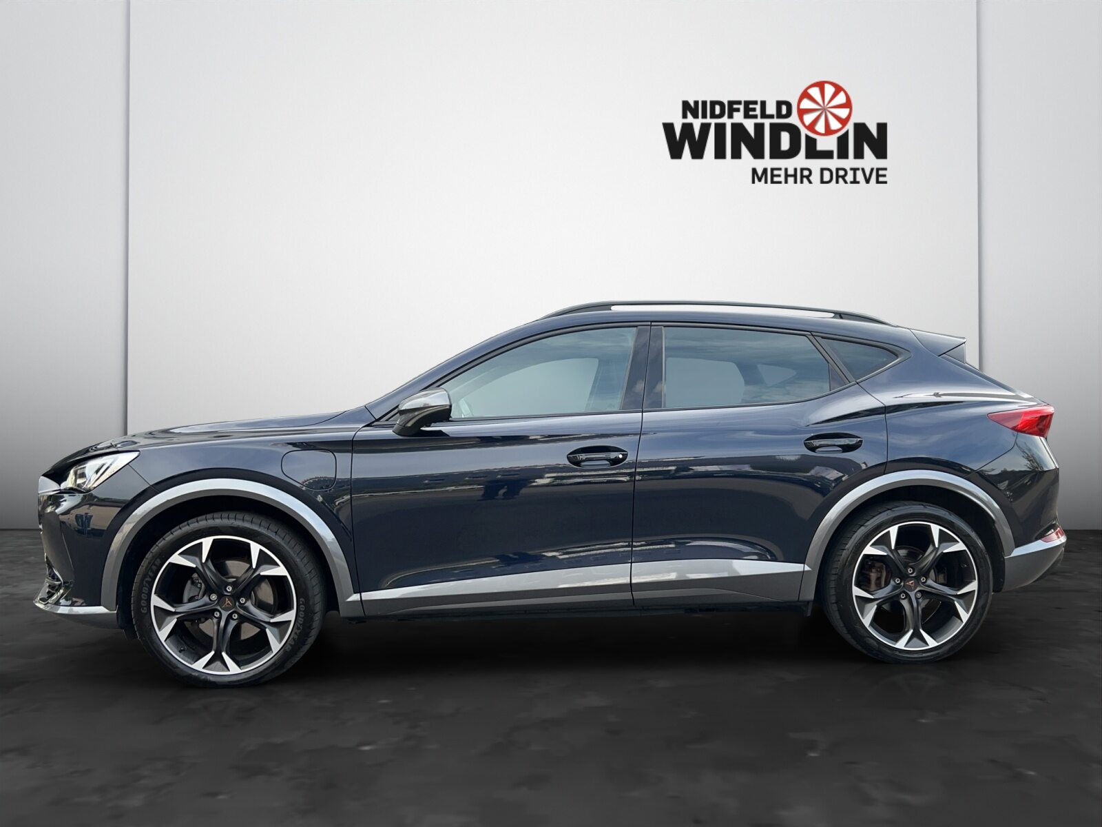 CUPRA FORMENTOR Allalin 1.4 e-HYBRID 204PS 6D (netto), Full-Hybrid Petrol/Electric, Second hand / Used, Automatic - 3