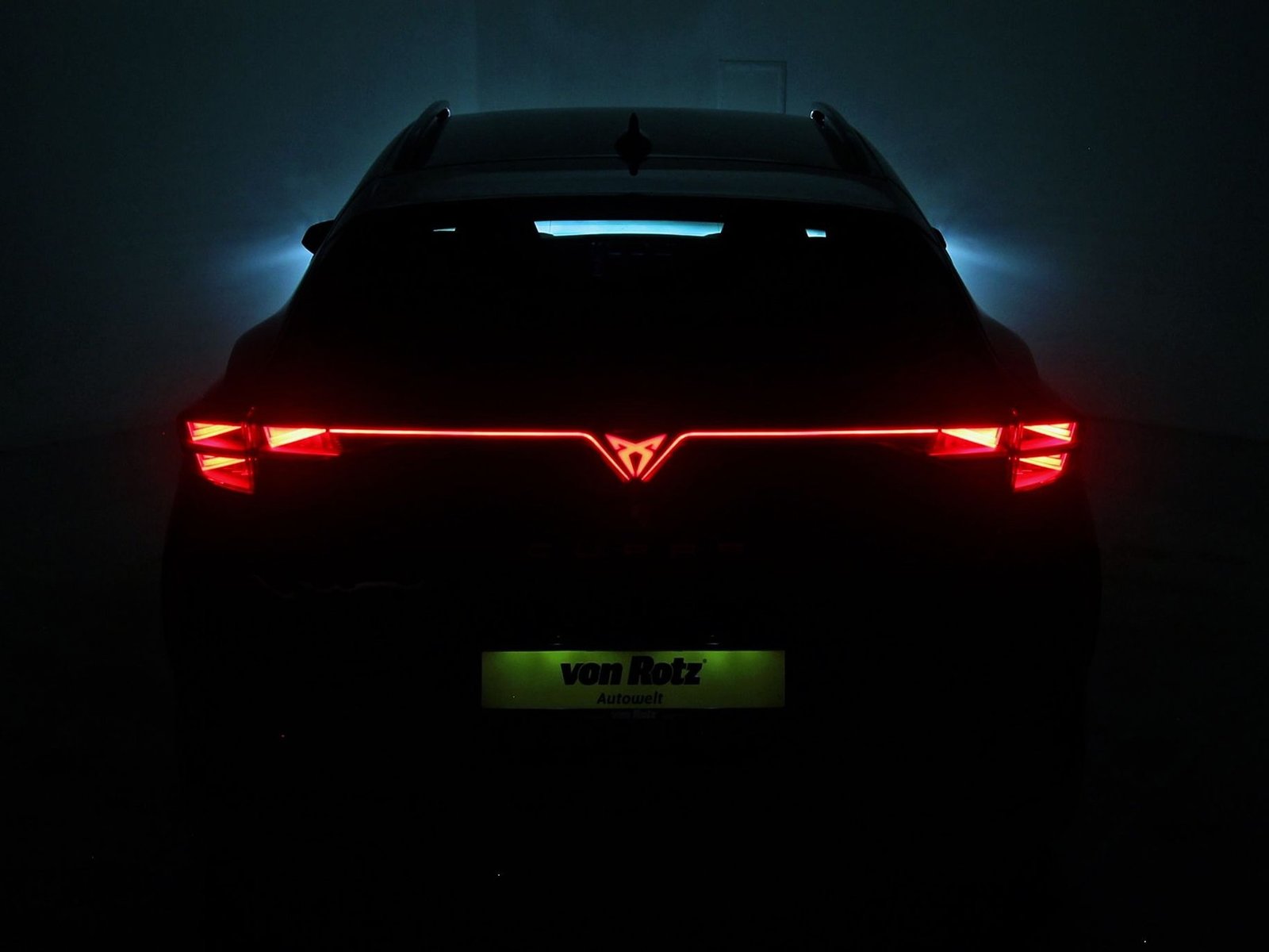 CUPRA Formentor 2.0 TSI VZ 4Drive DSG, Benzin, Vorführwagen, Automatik - 3