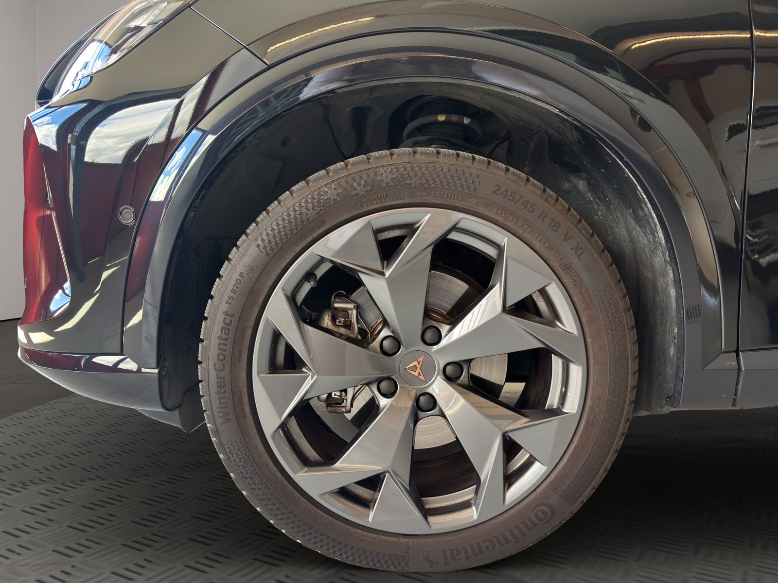 CUPRA Formentor 1.5 TSI DSG, Mild-Hybrid Petrol/Electric, Ex-demonstrator, Automatic - 6