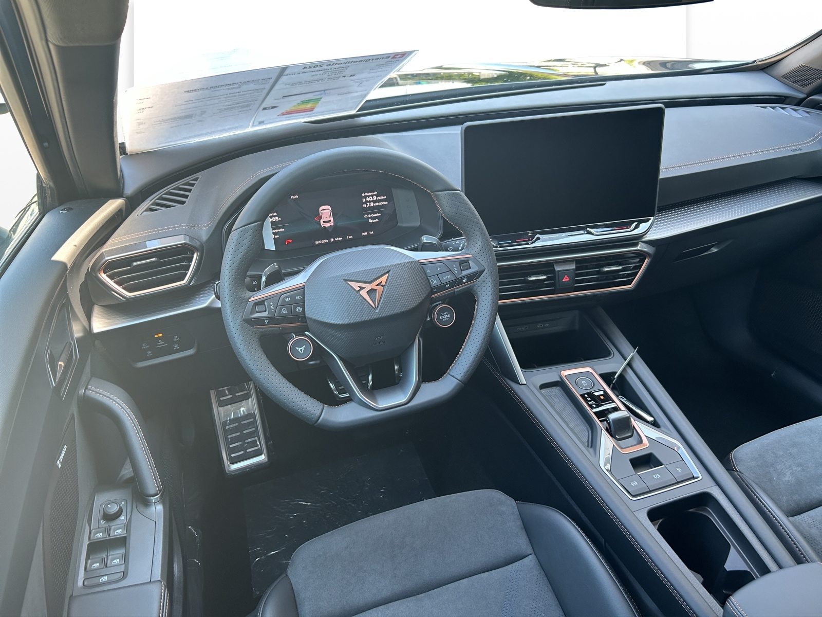 CUPRA FORMENTOR e-HYBRID, Hybride Intégral Essence/Électricité, Voiture de démonstration, Automatique - 6