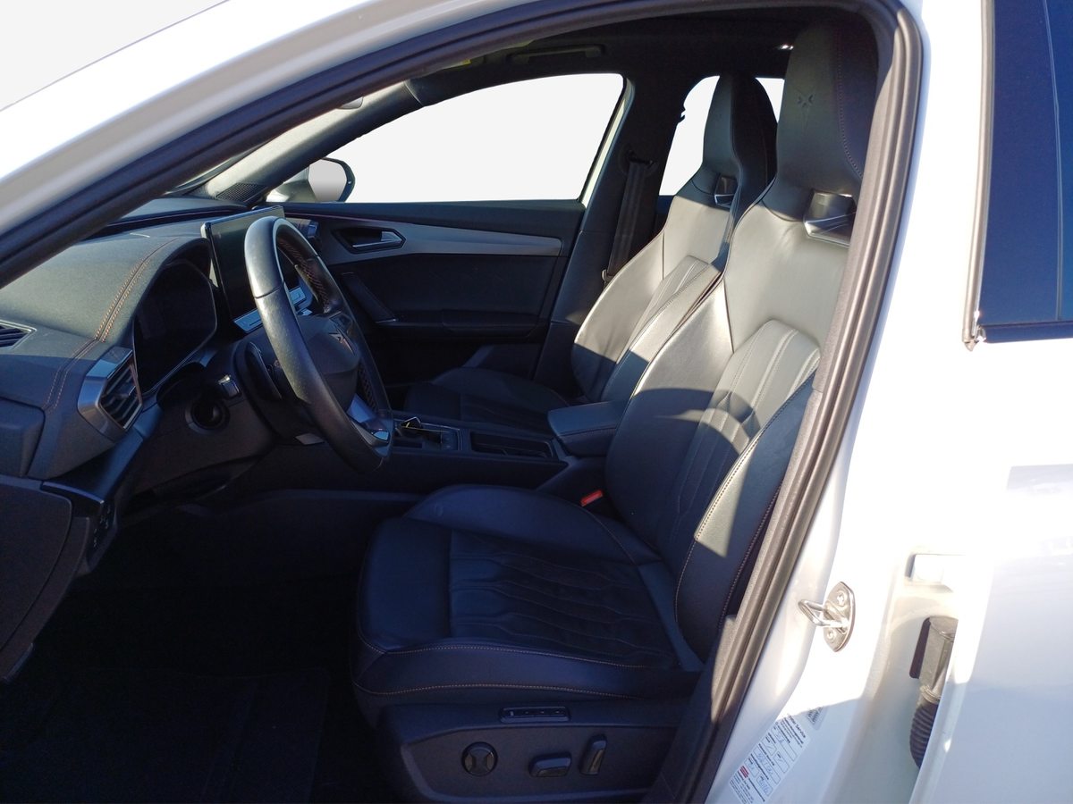 CUPRA FORMENTOR 1.4 e-HYBRID, Hybride Intégral Essence/Électricité, Occasion / Utilisé, Automatique - 7