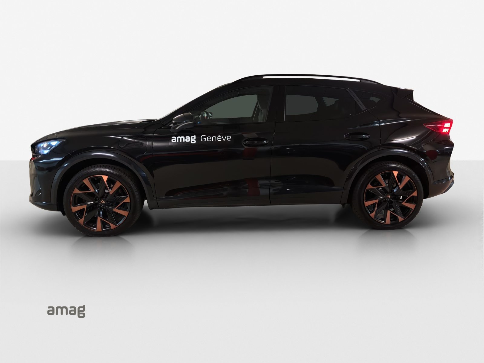 CUPRA FORMENTOR VZ e-HYBRID, Full-Hybrid Petrol/Electric, Ex-demonstrator, Automatic - 2