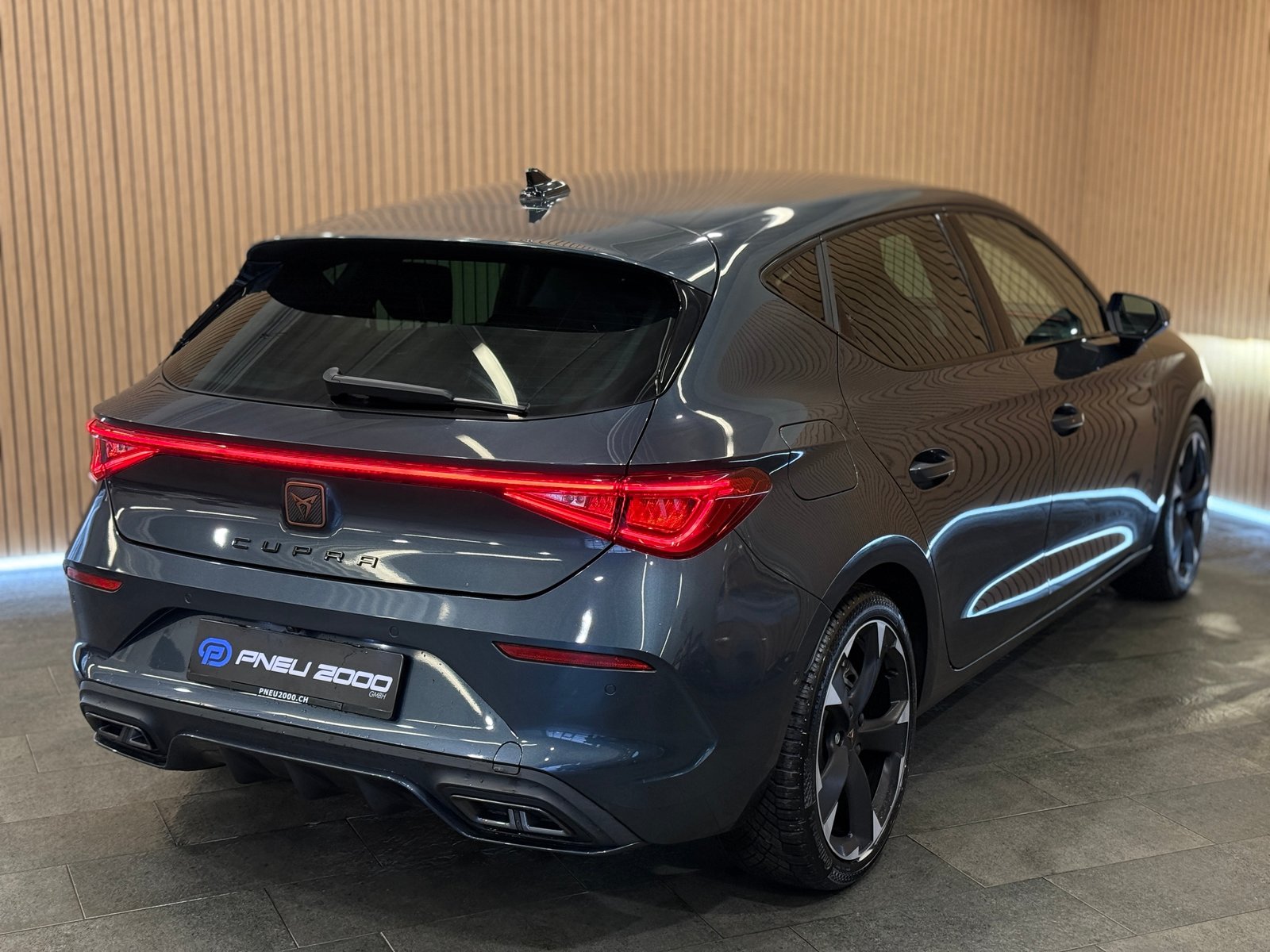 CUPRA 1,5 eTSI MHEV DSG FR, Hybride Léger Essence/Électricité, Voiture nouvelle, Automatique - 2