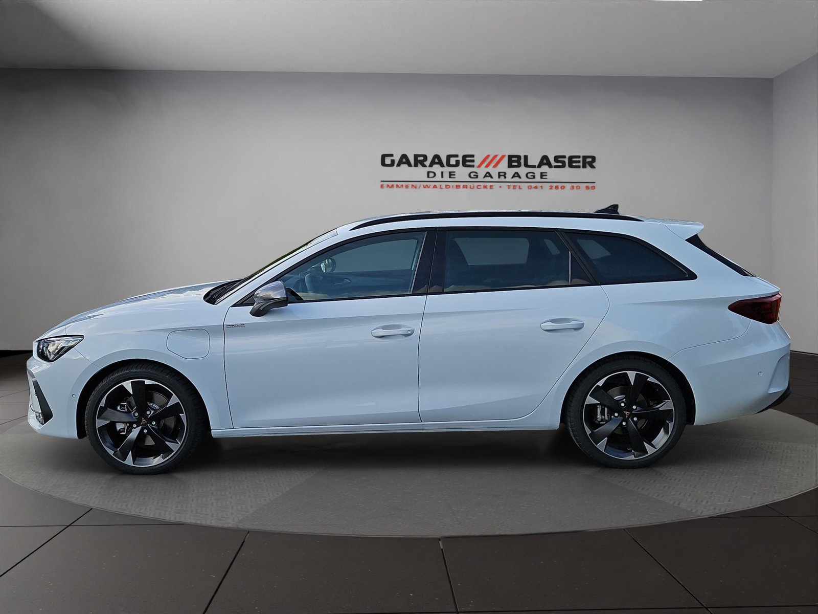 CUPRA LEON ST 1.5 e-HYBRID pHEV DSG, Plug-in-Hybrid Benzin/Elektro, Neuwagen, Automat - 2