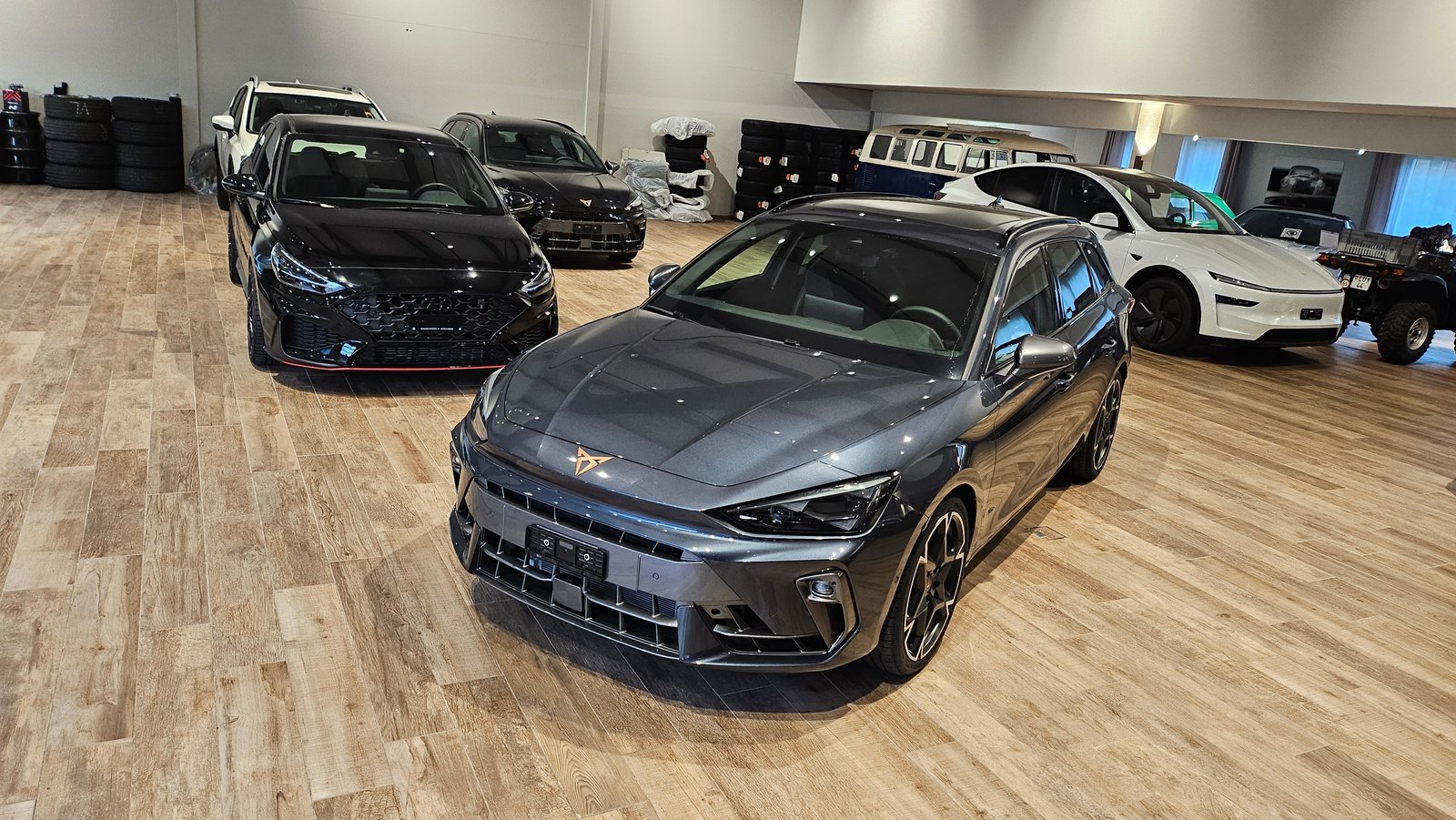 CUPRA LEON ST 2.0 TSI VZ DSG 4Drive, Benzin, Neuwagen, Automat - 2