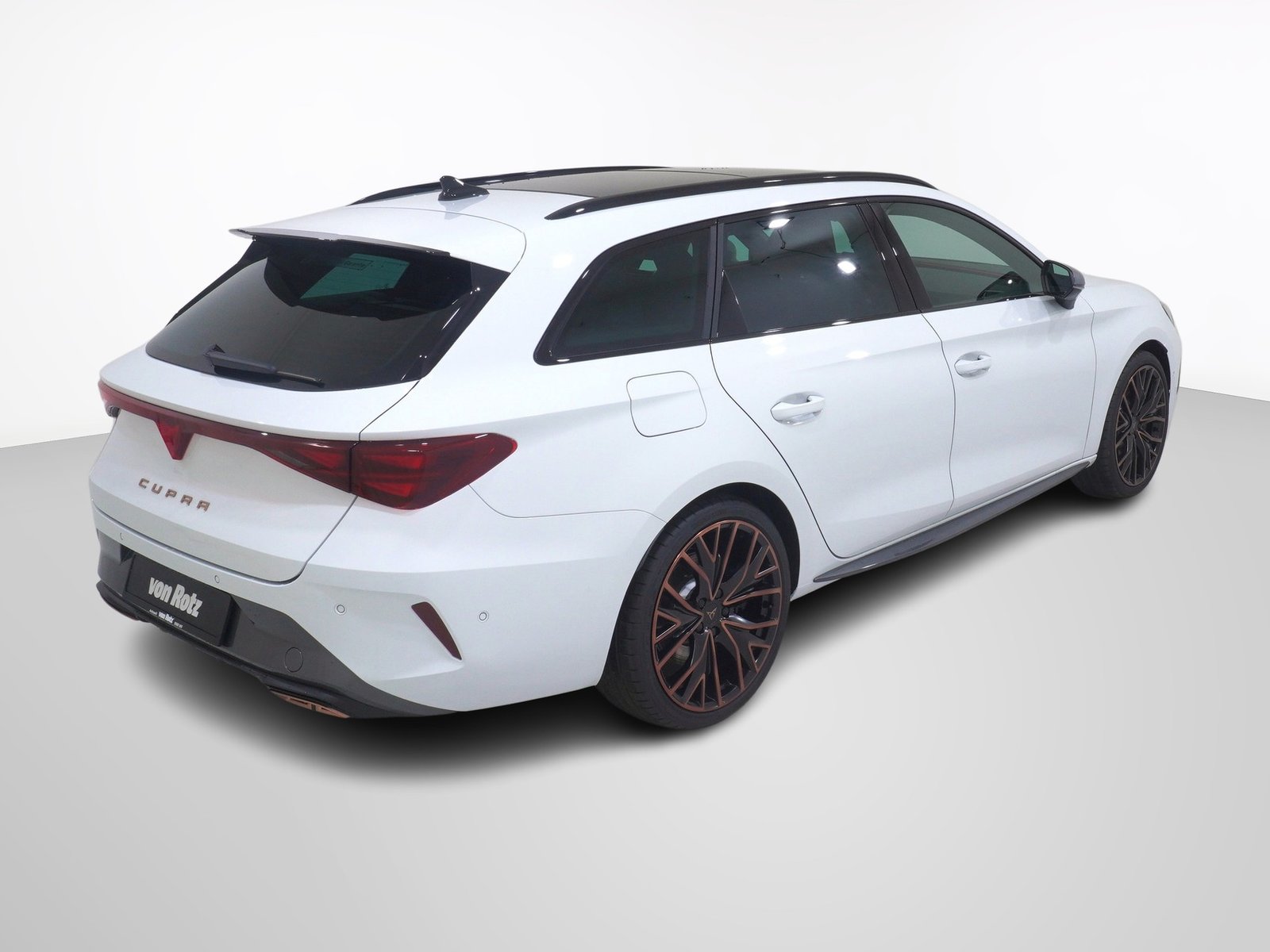 CUPRA Leon ST 1.5 eHybrid VZ DSG, Plug-in-Hybrid Petrol/Electric, New car, Automatic - 5