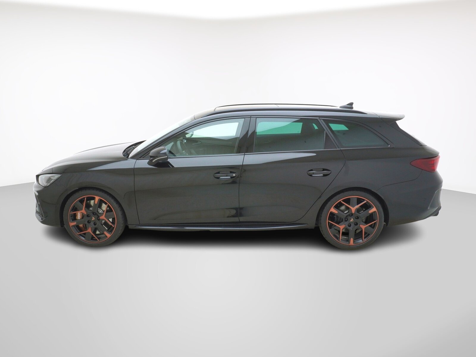 CUPRA Leon ST 2.0 TSI Extreme 4Drive DSG, Essence, Voiture nouvelle, Automatique - 2
