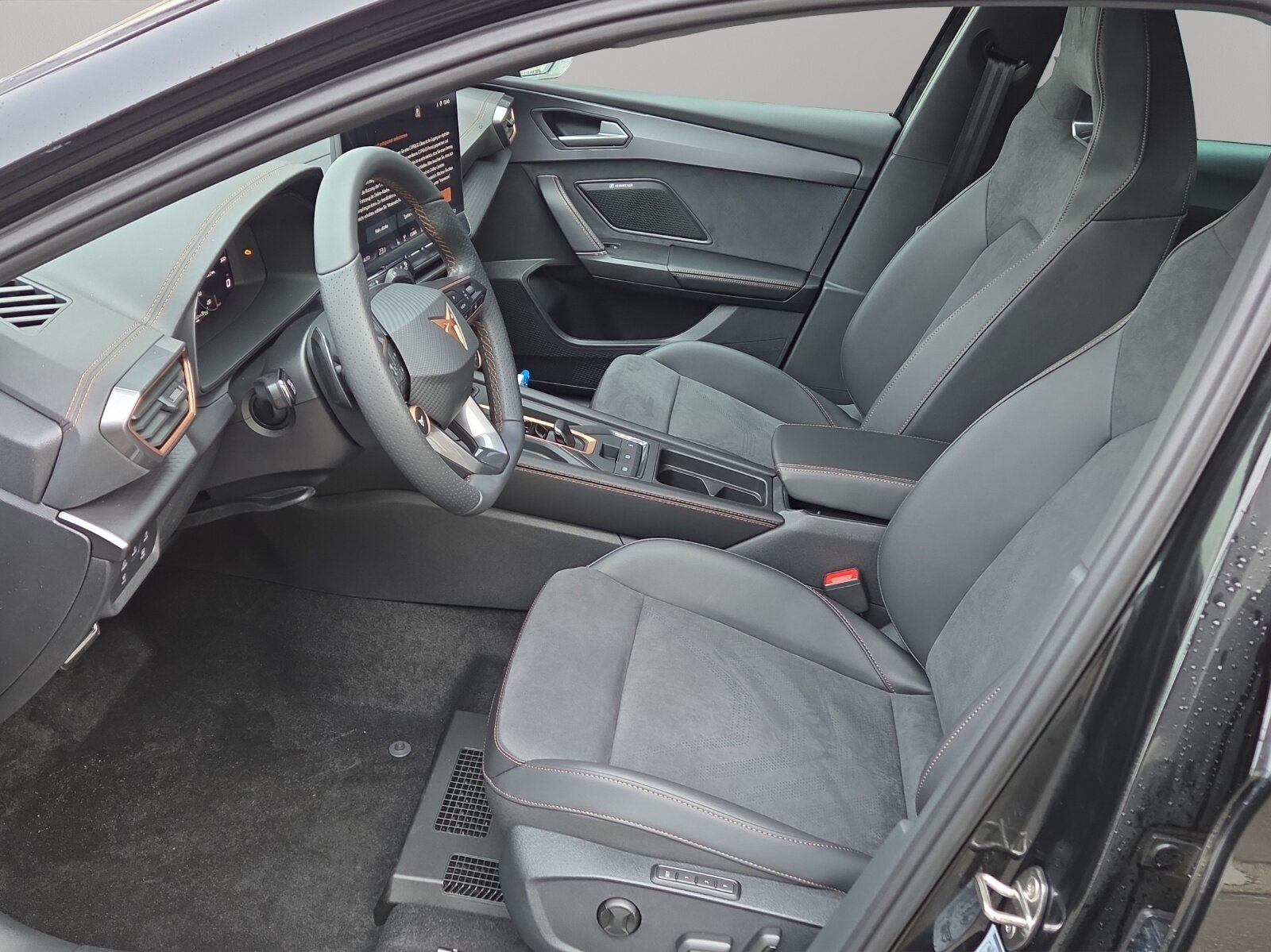 CUPRA LEON SPORTSTOURER VZ 4DRIVE, Petrol, New car, Automatic - 6