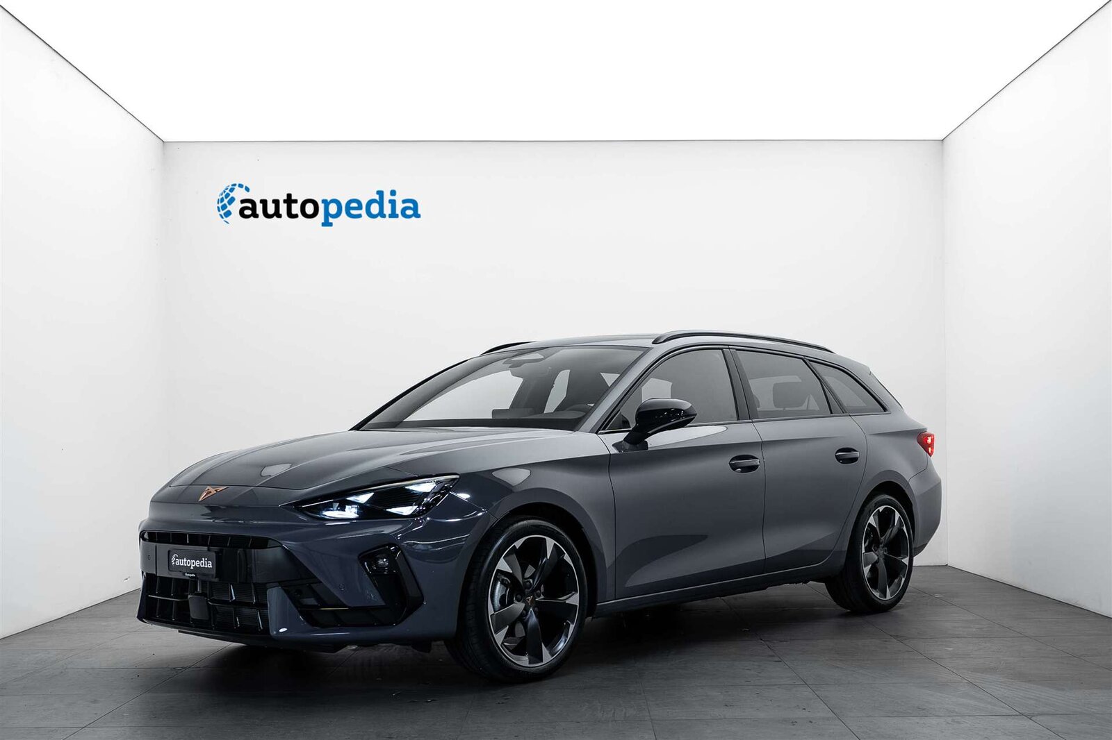 CUPRA LEON ST 1.5 eTSi DSG-Automat