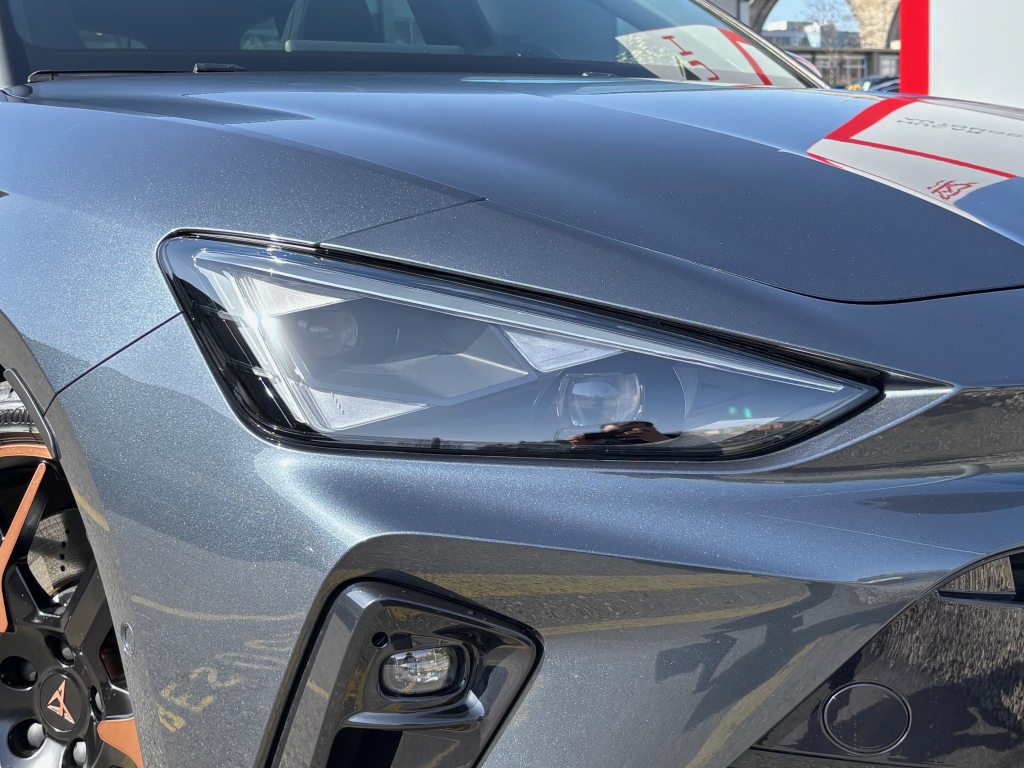 CUPRA LEON ST 2.0 TSI Extreme DSG 4Drive, Petrol, New car, Automatic - 4