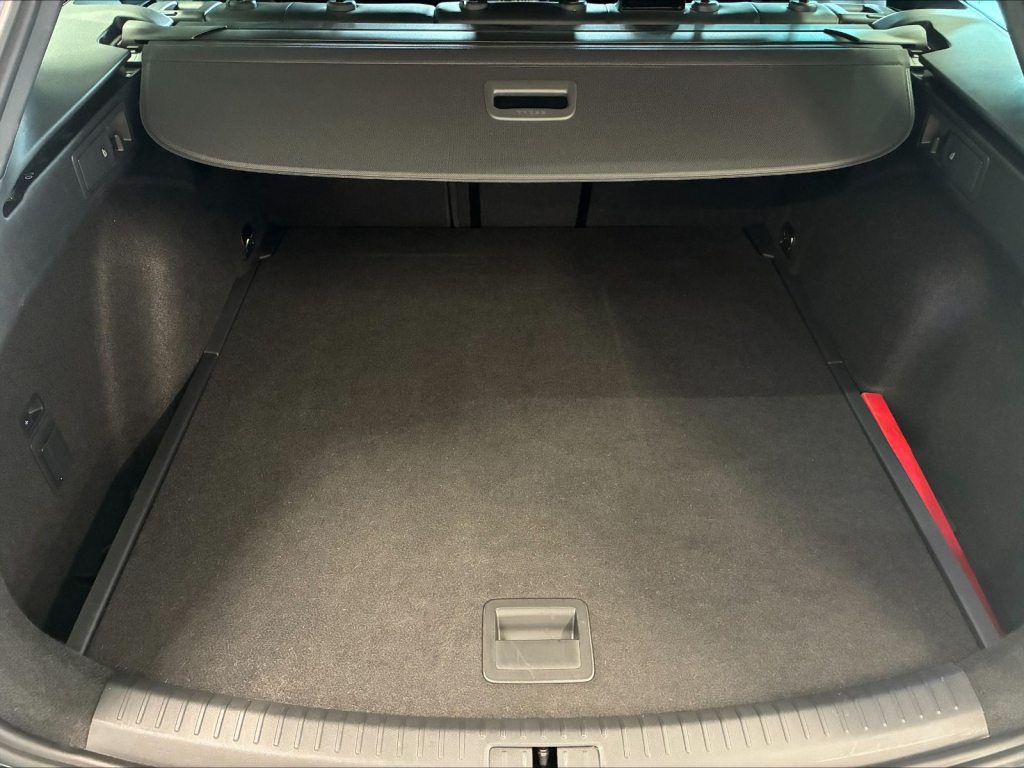 CUPRA LEON 2.0 TSI 310 VZ 4Drive DSG, Benzin, Occasion / Gebraucht, Automatik - 6