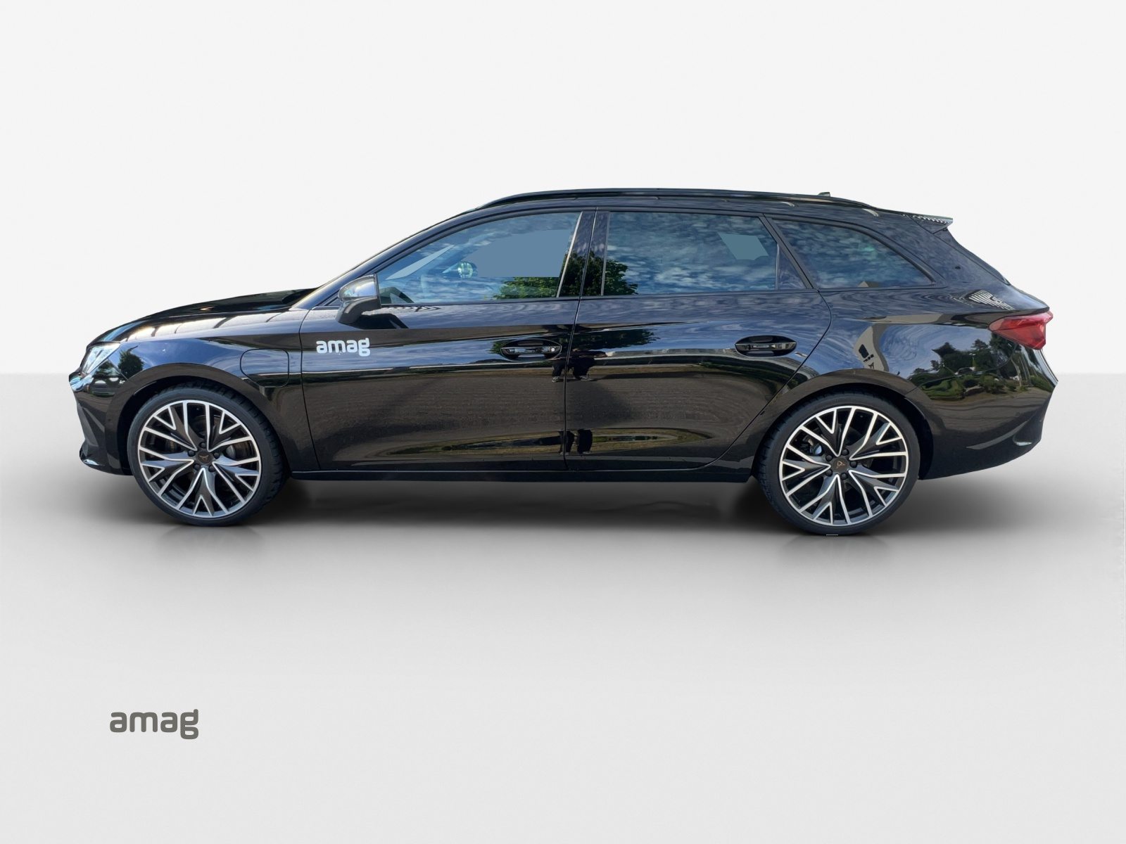 CUPRA LEON SPORTSTOURER e-HYBRID, Full-Hybrid Petrol/Electric, Second hand / Used, Automatic - 2