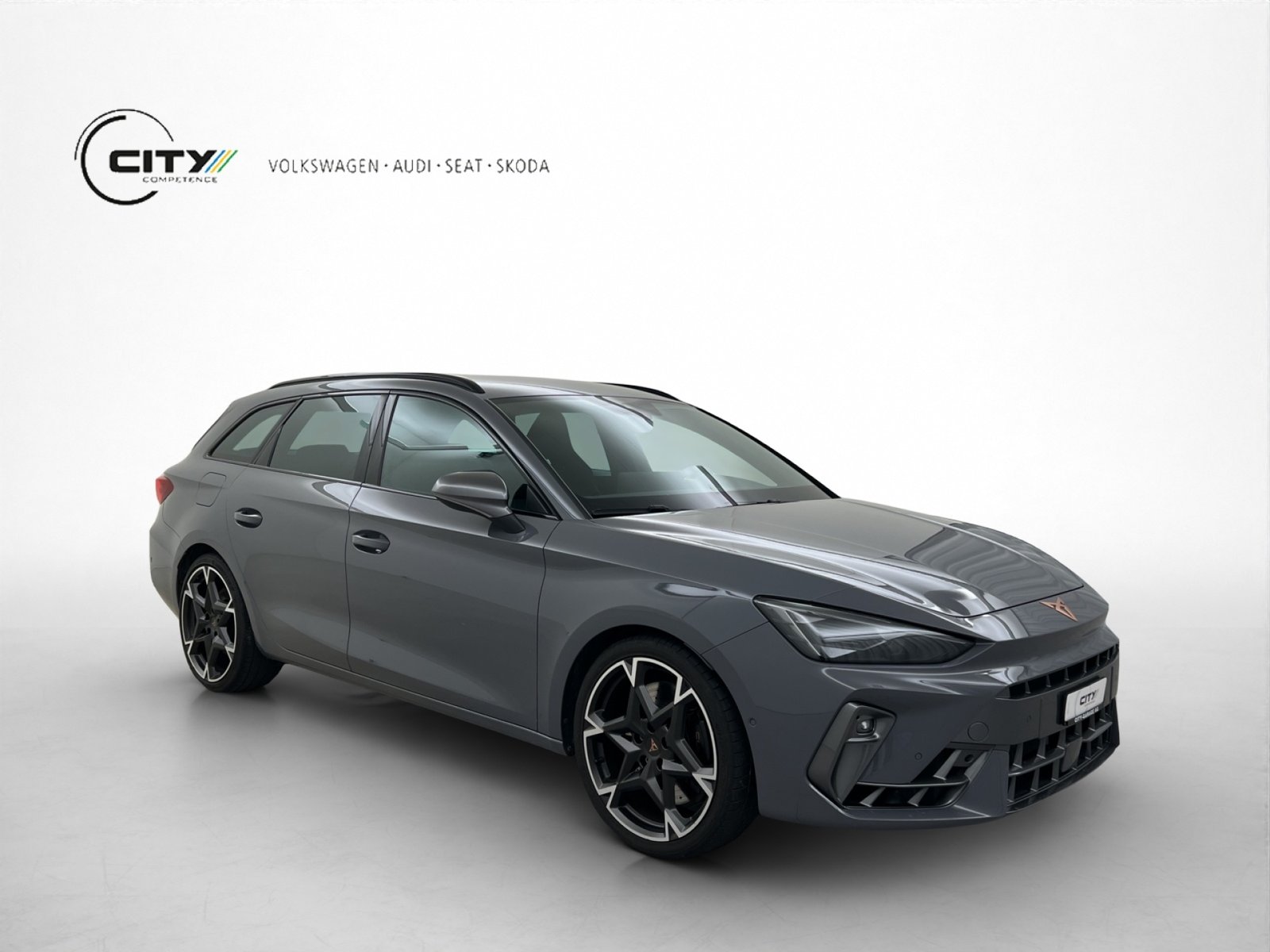 CUPRA Leon ST 2.0 TSI 333PS VZ 4Drive, Benzin, Occasion / Gebraucht, Automatik - 2
