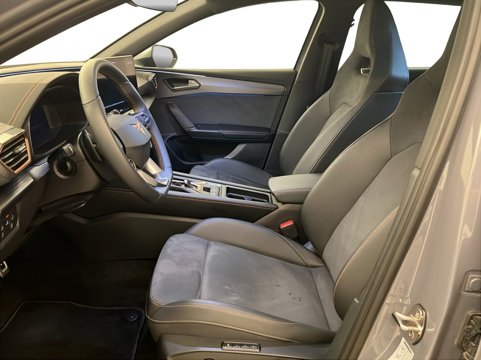 CUPRA Leon ST 2.0 TSI 333PS VZ 4Drive, Essence, Occasion / Utilisé, Automatique - 5