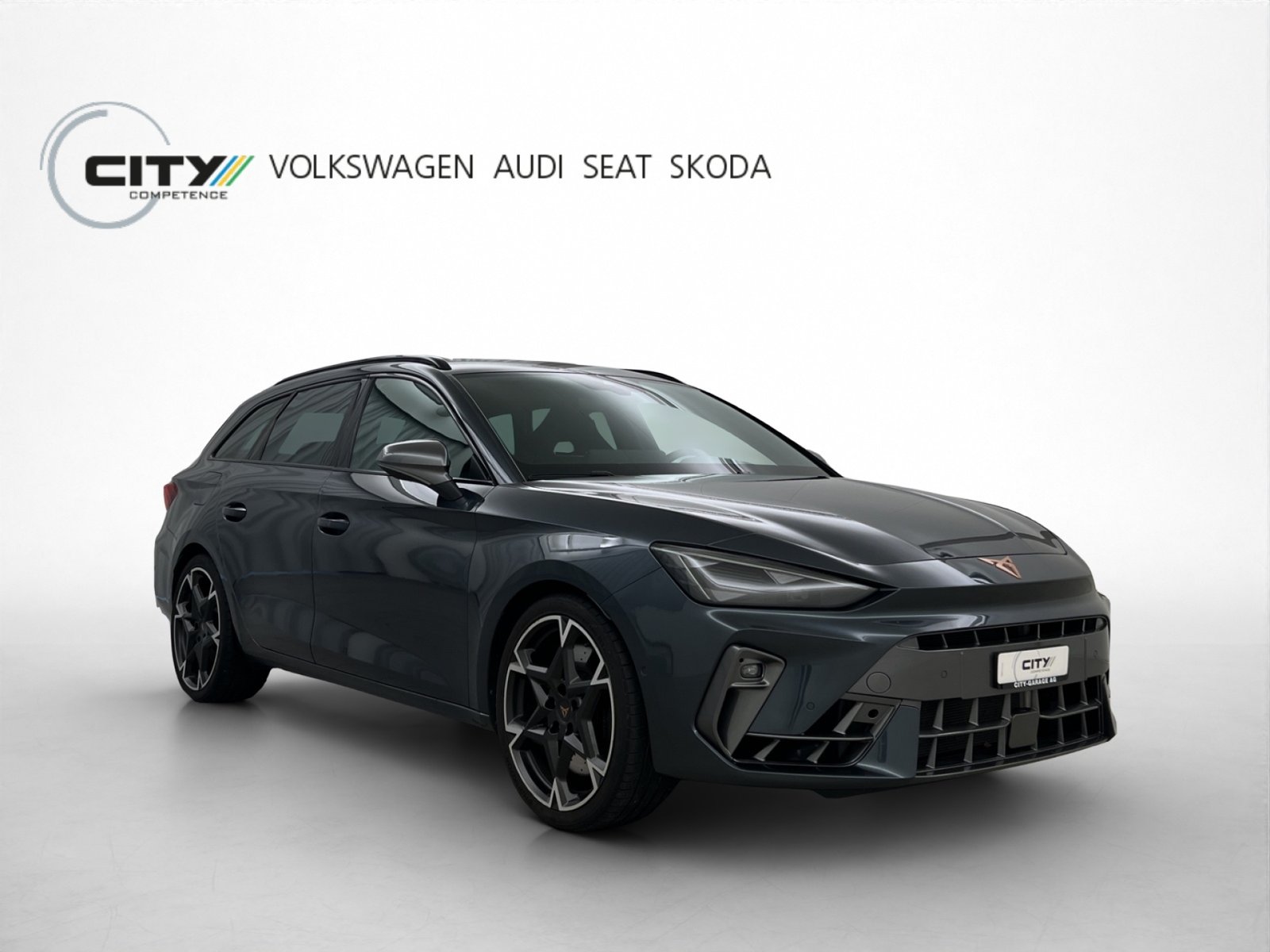 CUPRA Leon ST 2.0 TSI 333PS VZ 4Drive, Benzin, Occasion / Gebraucht, Automatik - 2
