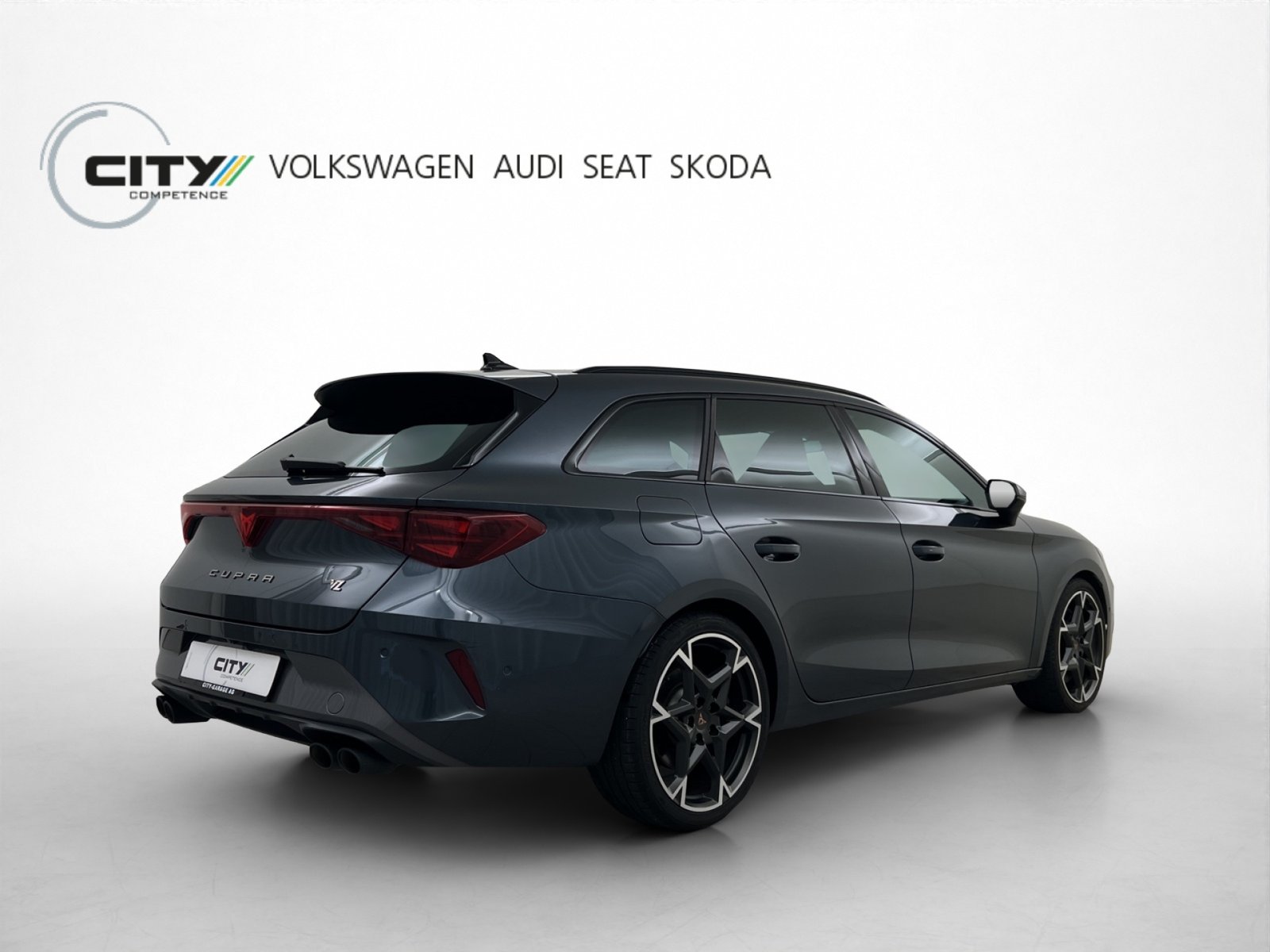 CUPRA Leon ST 2.0 TSI 333PS VZ 4Drive, Benzin, Occasion / Gebraucht, Automatik - 4