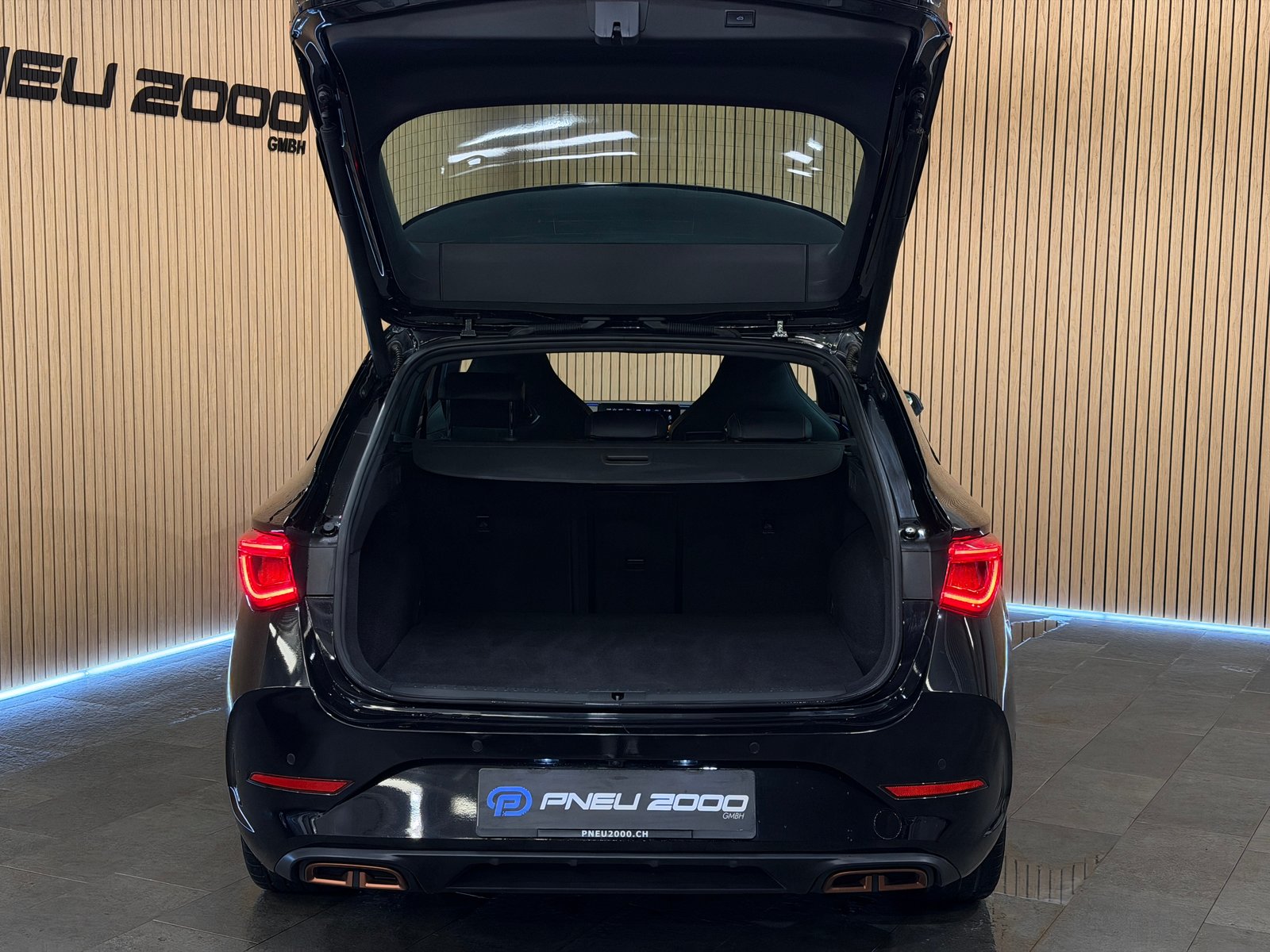 CUPRA LEON ST 1.4 e-HYBRID pHEV DSG, Plug-in-Hybrid Petrol/Electric, Second hand / Used, Automatic - 5