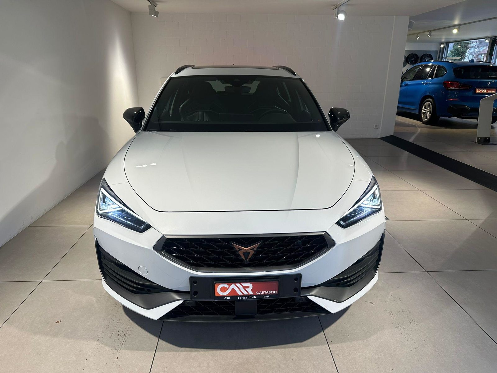 CUPRA Leon ST 2.0 TSI 370 VZ CUP 4Drive DSG, Benzin, Occasion / Gebraucht, Automatik - 2
