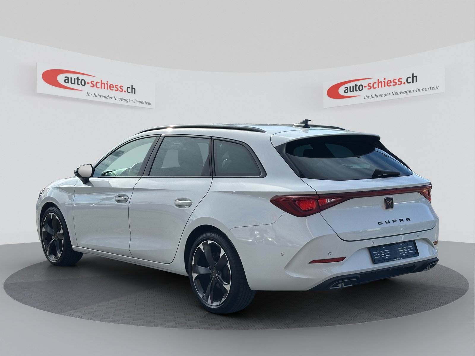 CUPRA Leon ST 1.5 eTSI, Hybride Léger Essence/Électricité, Occasion / Utilisé, Automatique - 3