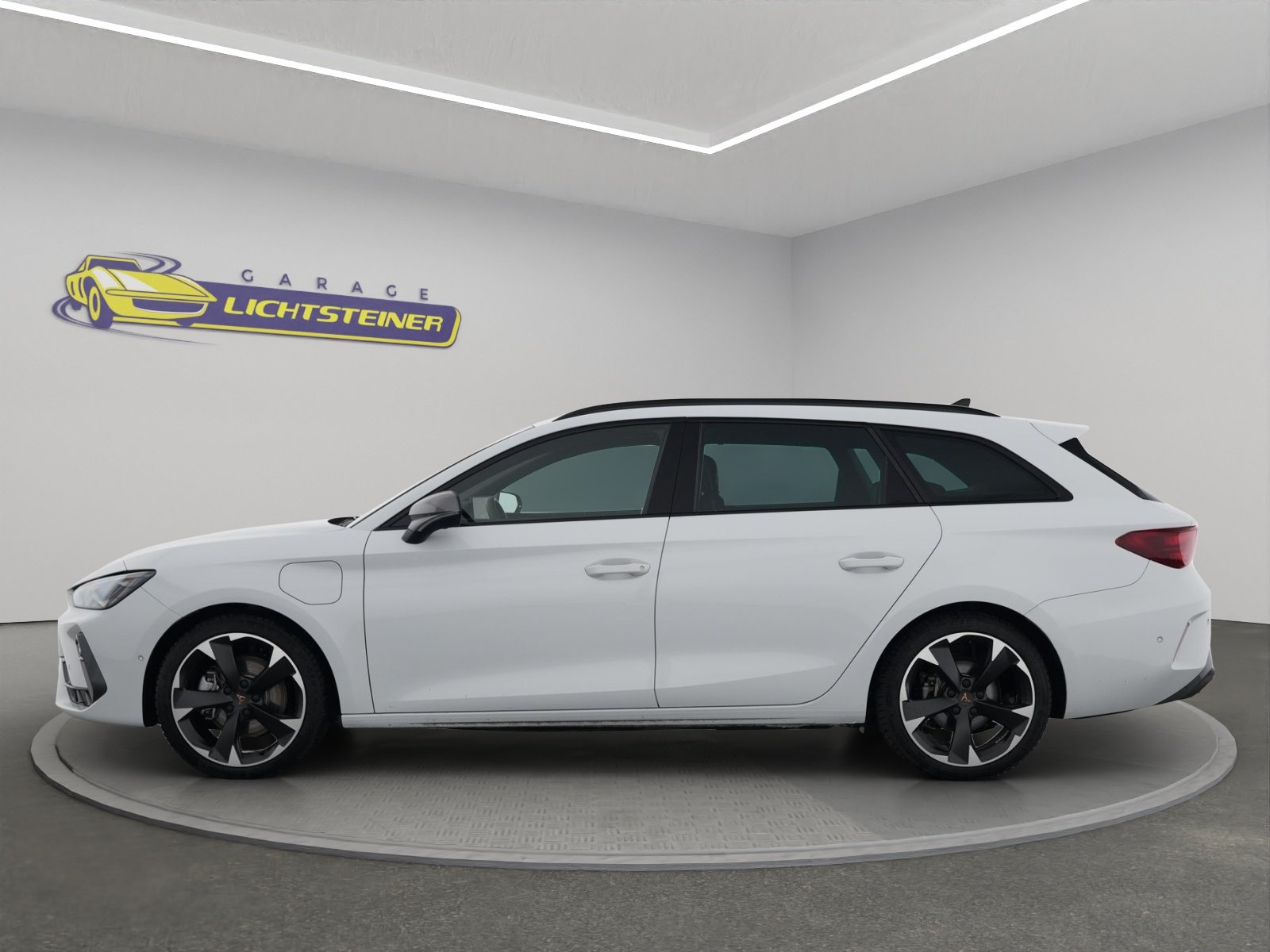 CUPRA LEON ST 1.5 e-HYBRID pHEV Business Edition DSG, Plug-in-Hybrid Benzin/Elektro, Occasion / Gebraucht, Automatik - 3